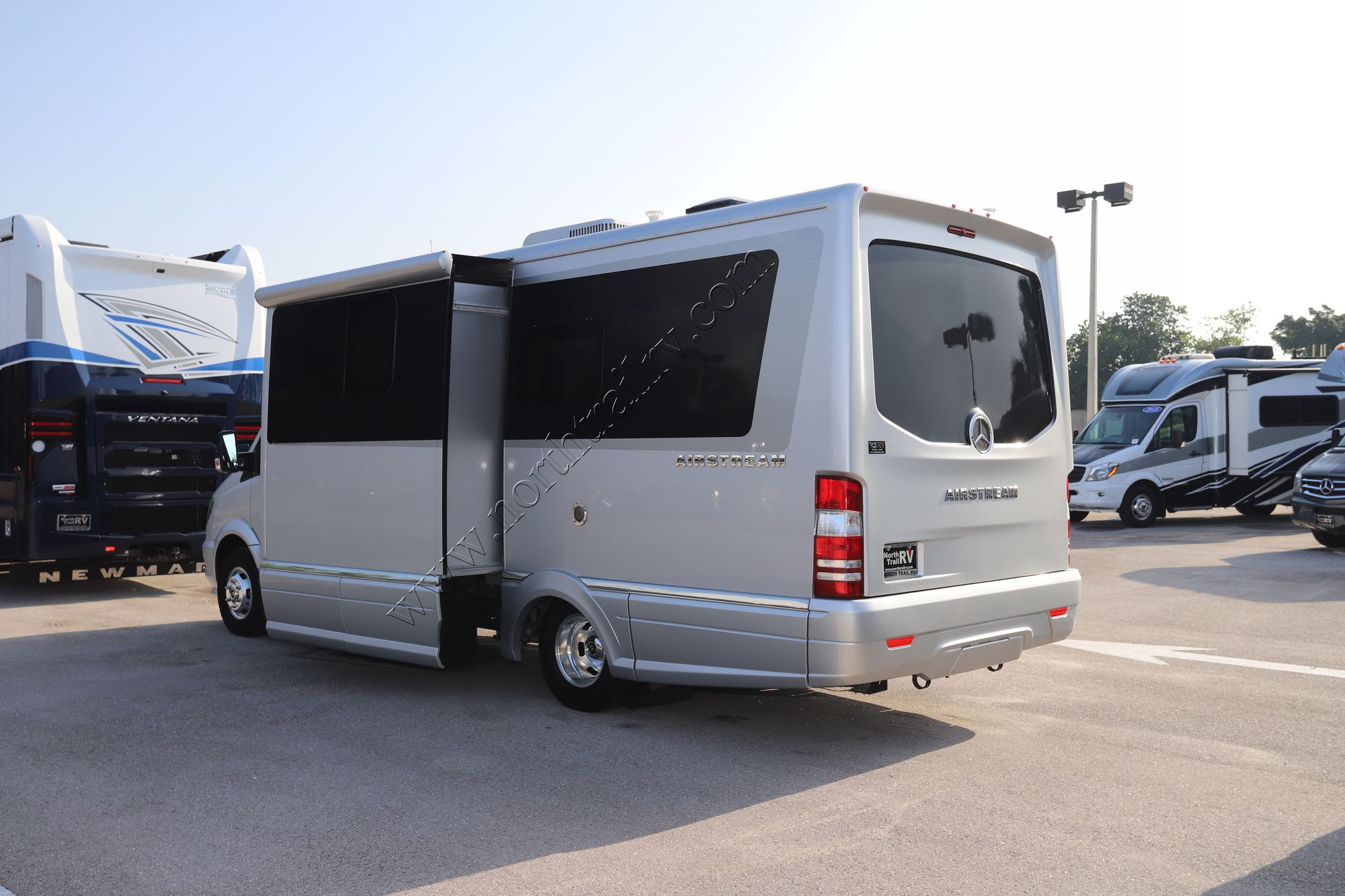 Used 2019 Airstream Atlas 25MB Class C  For Sale