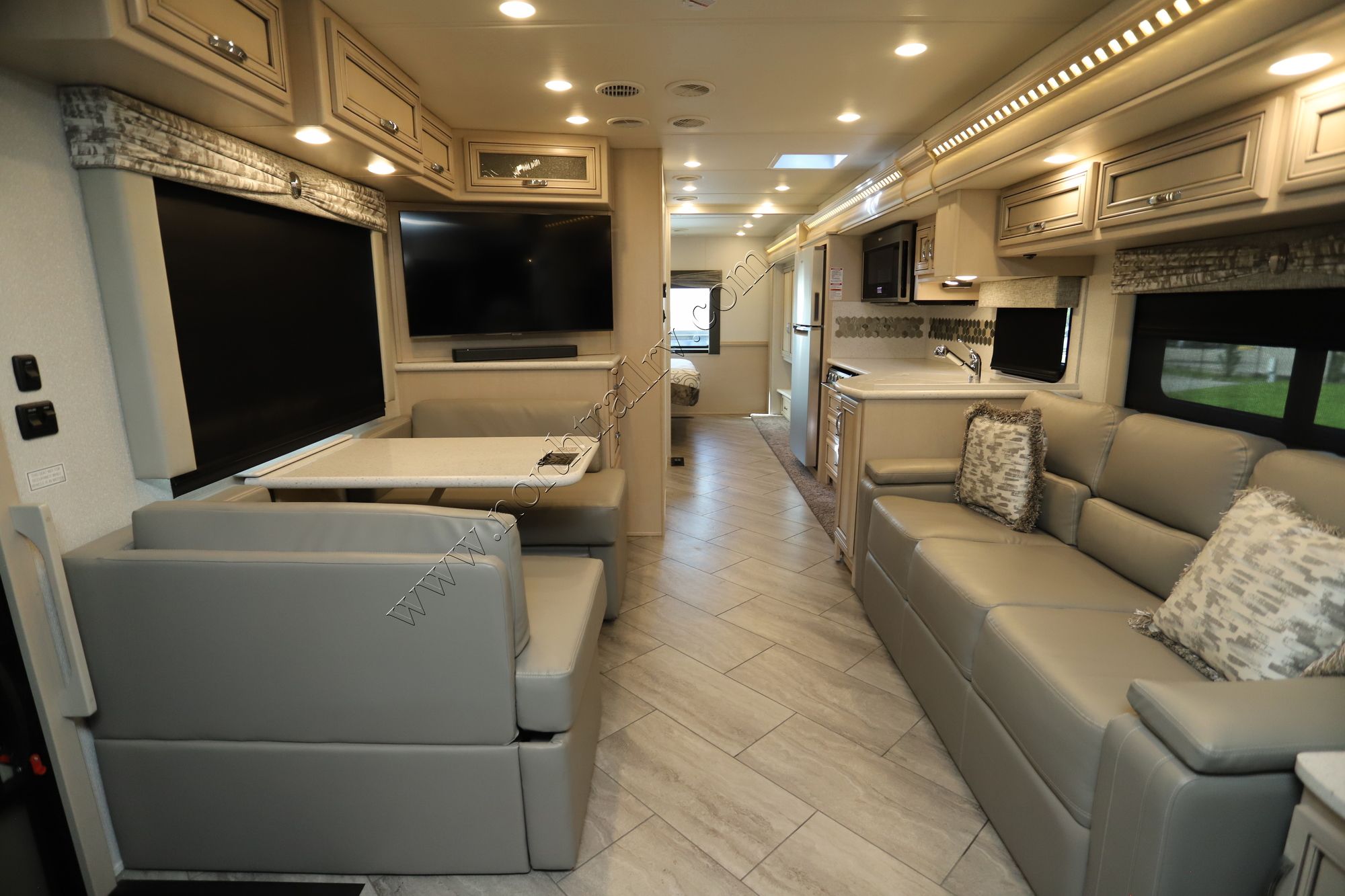 New 2022 Newmar Bay Star 3014 Class A  For Sale