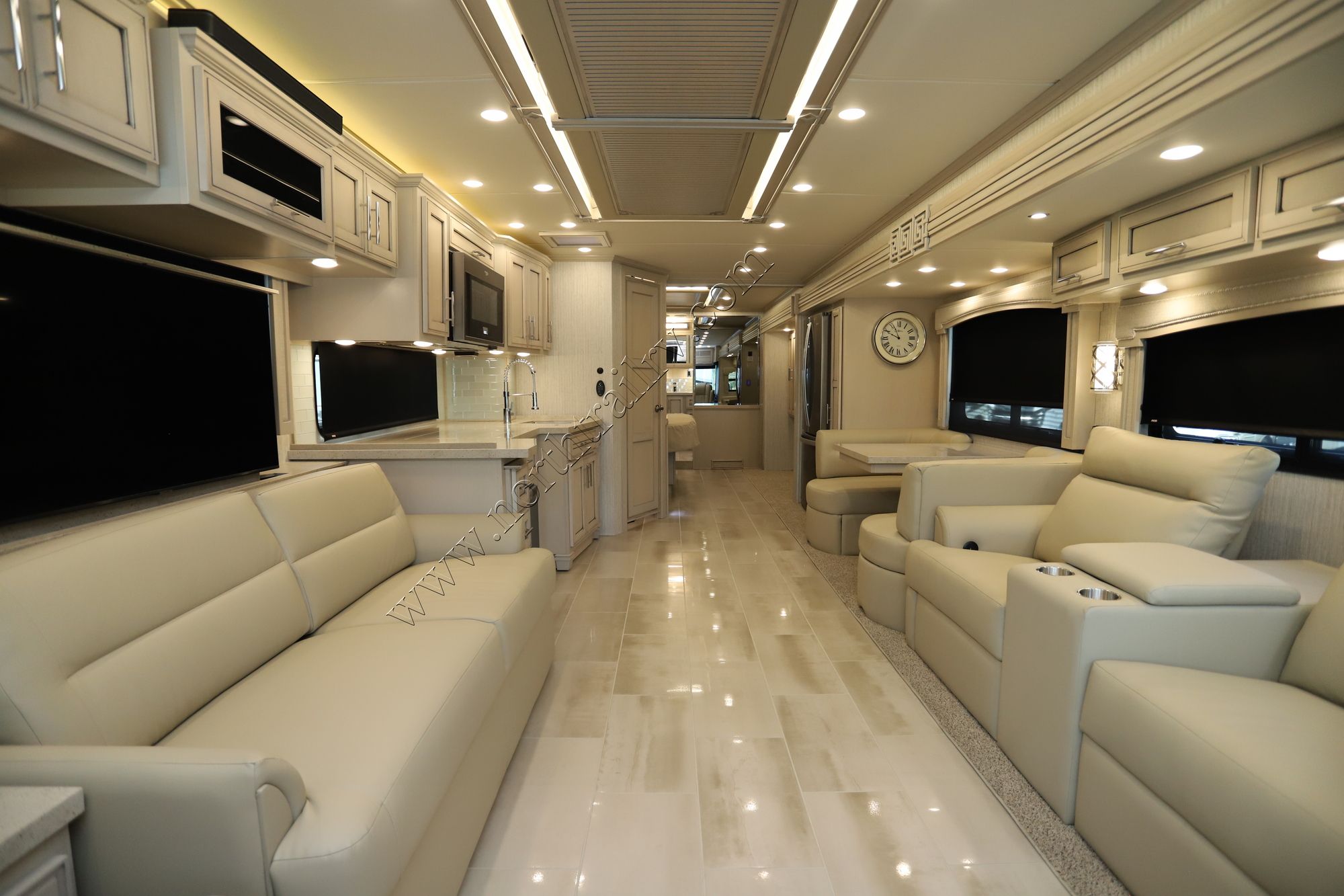 New 2022 Newmar Ventana 4037 Class A  For Sale