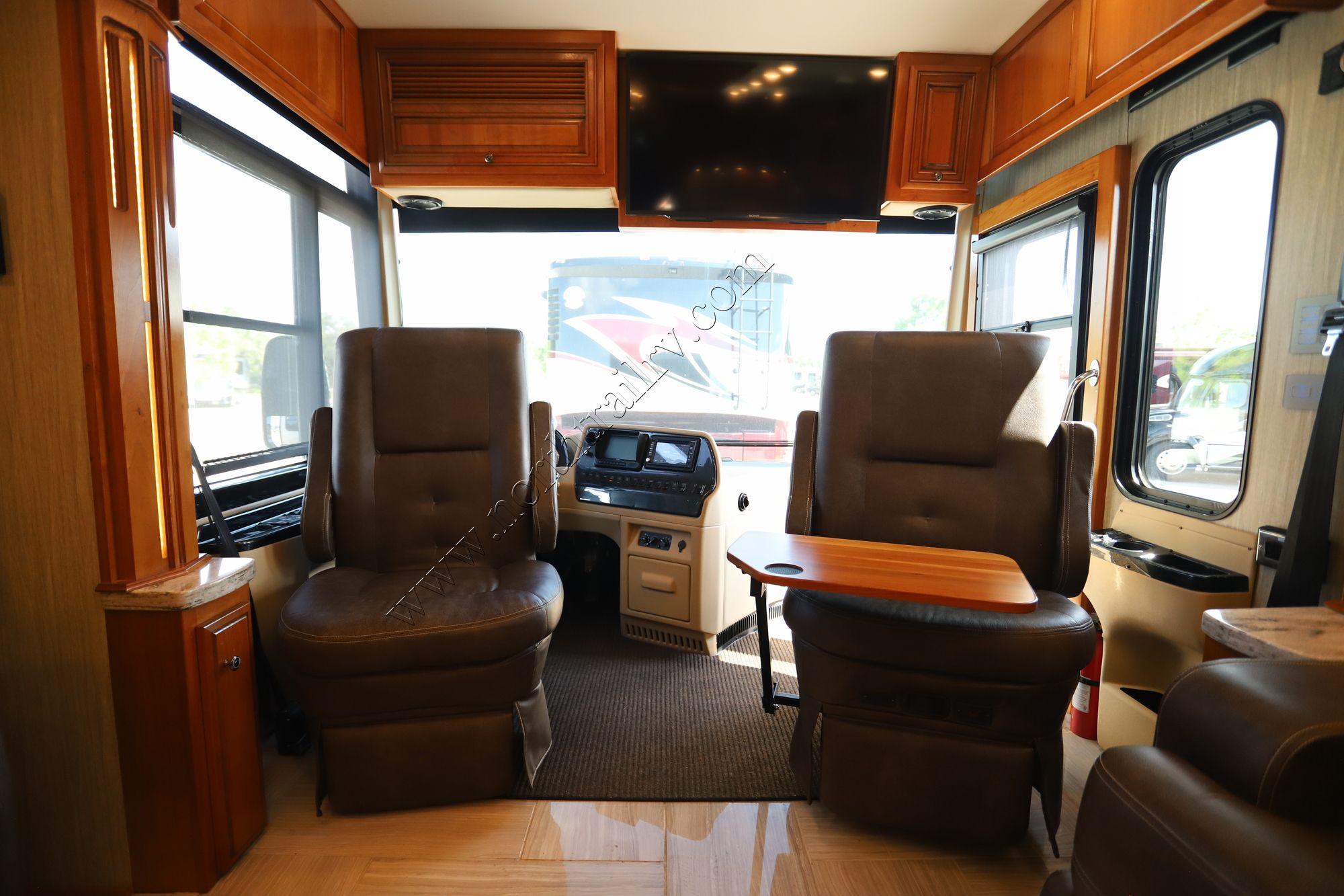 Used 2018 Newmar Dutch Star 4327 Class A  For Sale