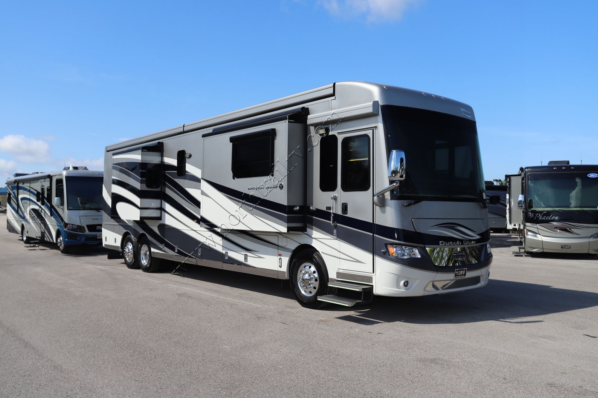 Used 2018 Newmar Dutch Star 4327 Class A  For Sale