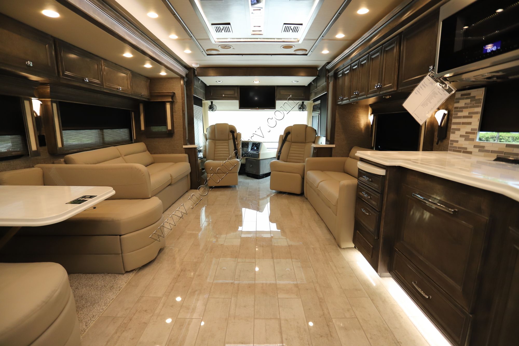 New 2022 Tiffin Motor Homes Phaeton 40QKH Class A  For Sale