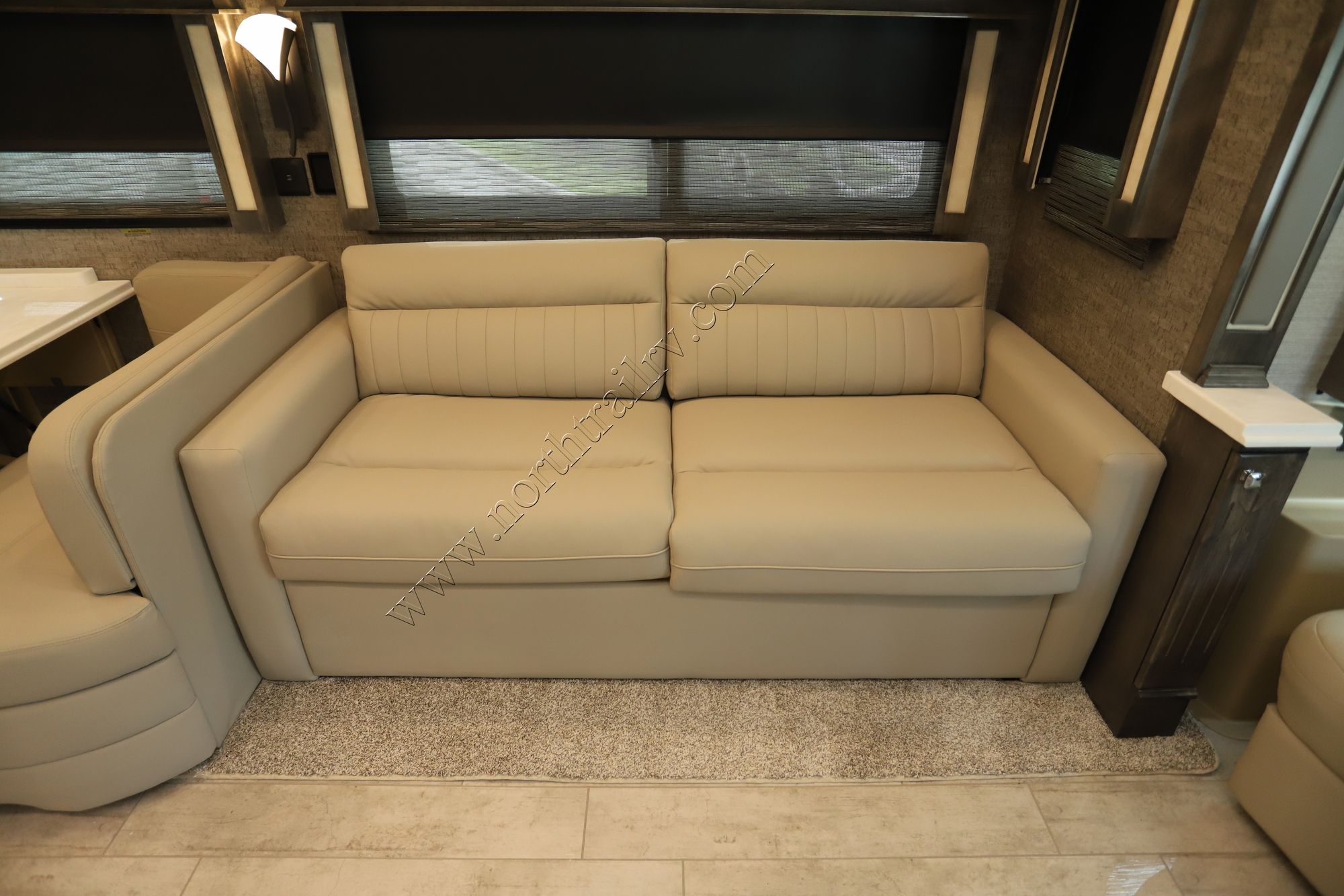 New 2022 Tiffin Motor Homes Phaeton 40QKH Class A  For Sale