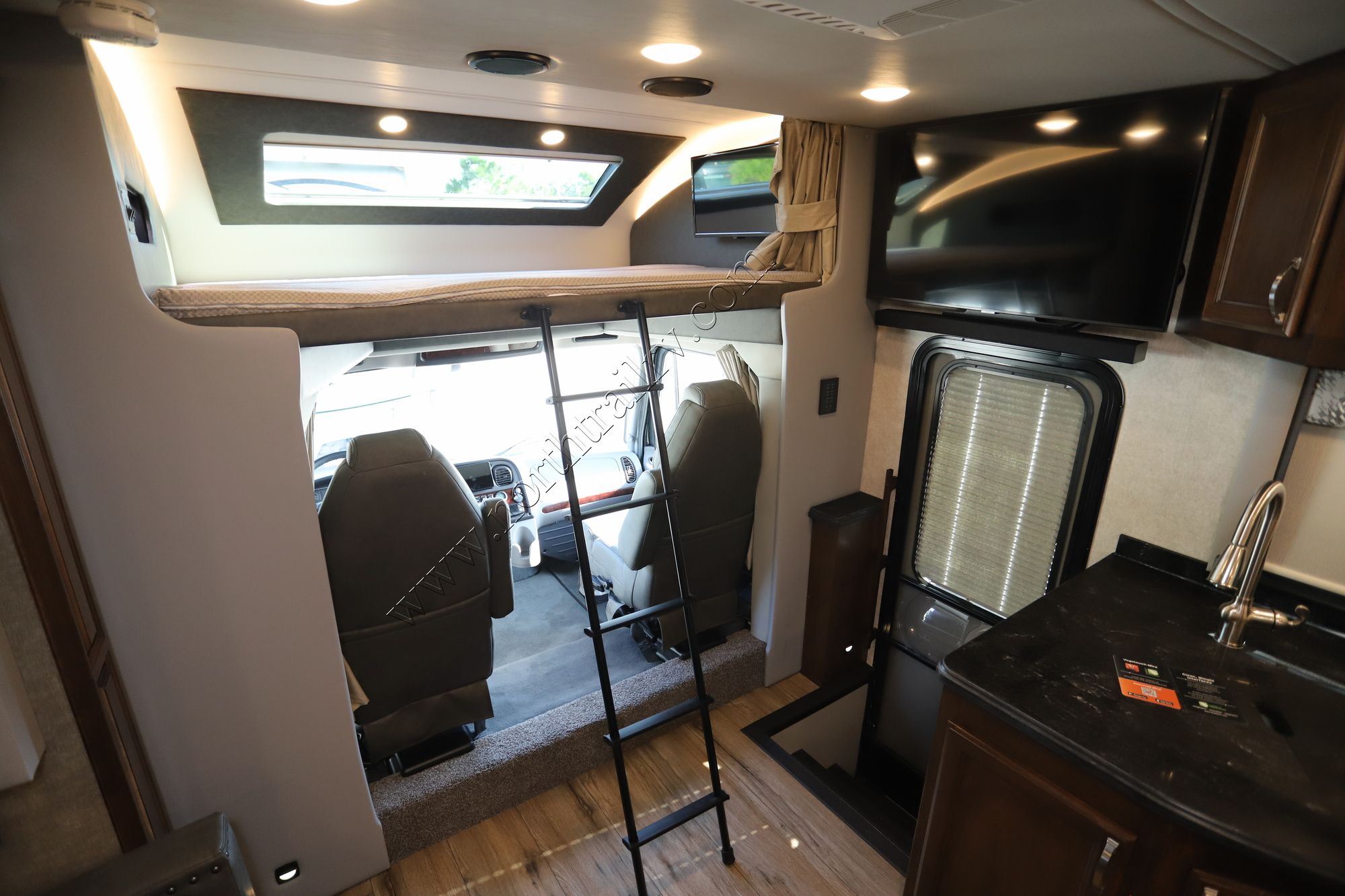 New 2022 Renegade Rv Verona 36VSB Super C  For Sale