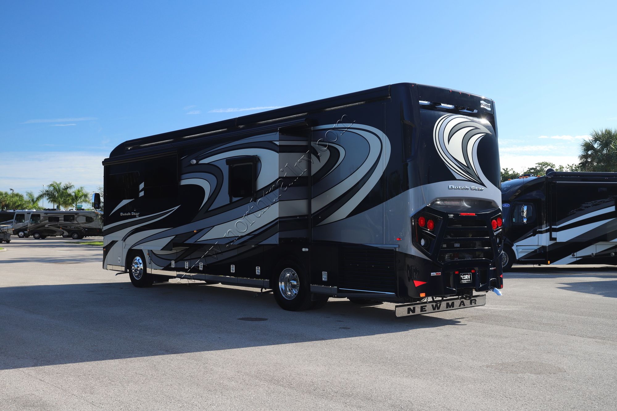 New 2022 Newmar Dutch Star 3736 Class A  For Sale