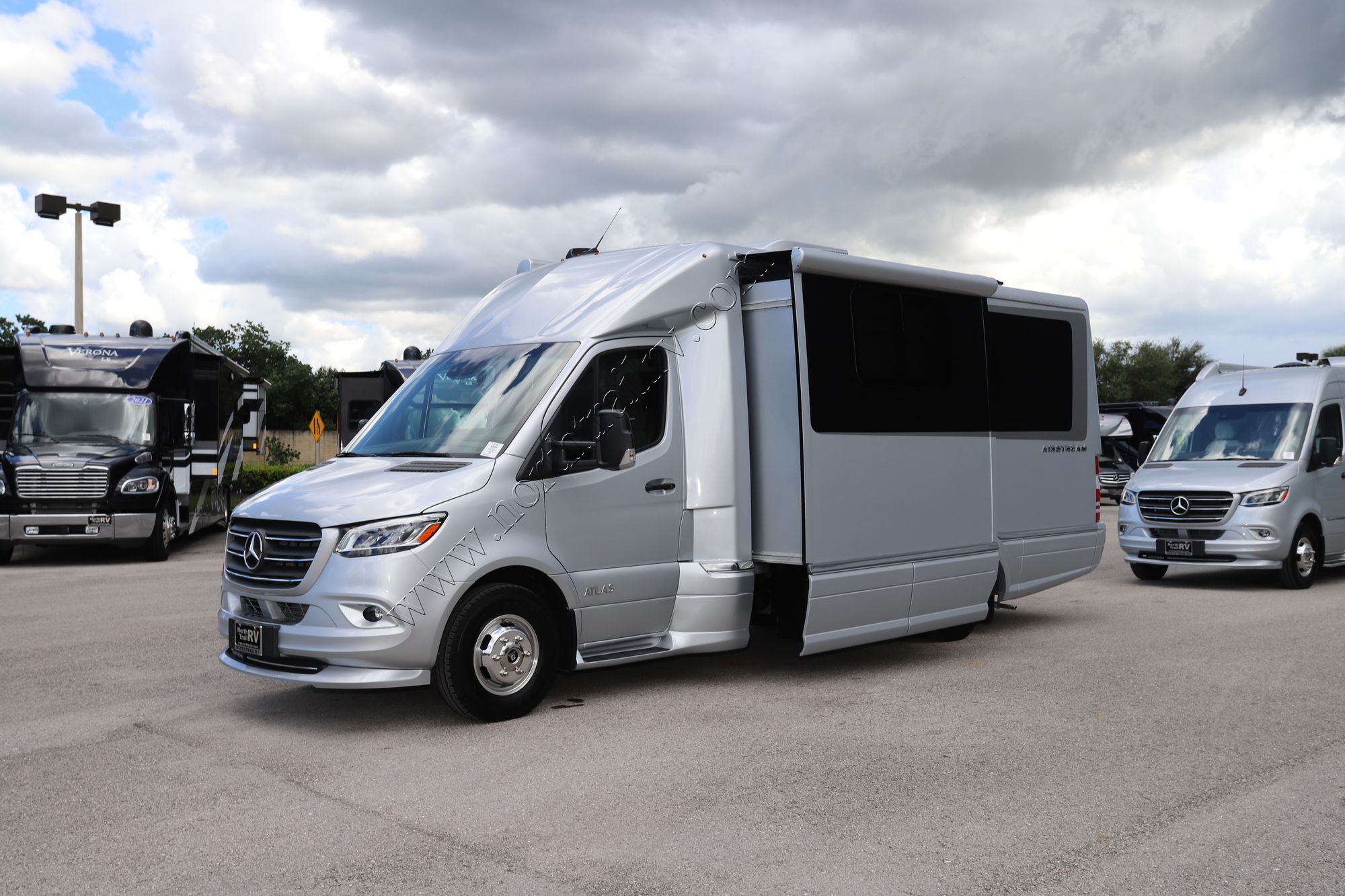 New 2022 Airstream Atlas MB Class C  For Sale