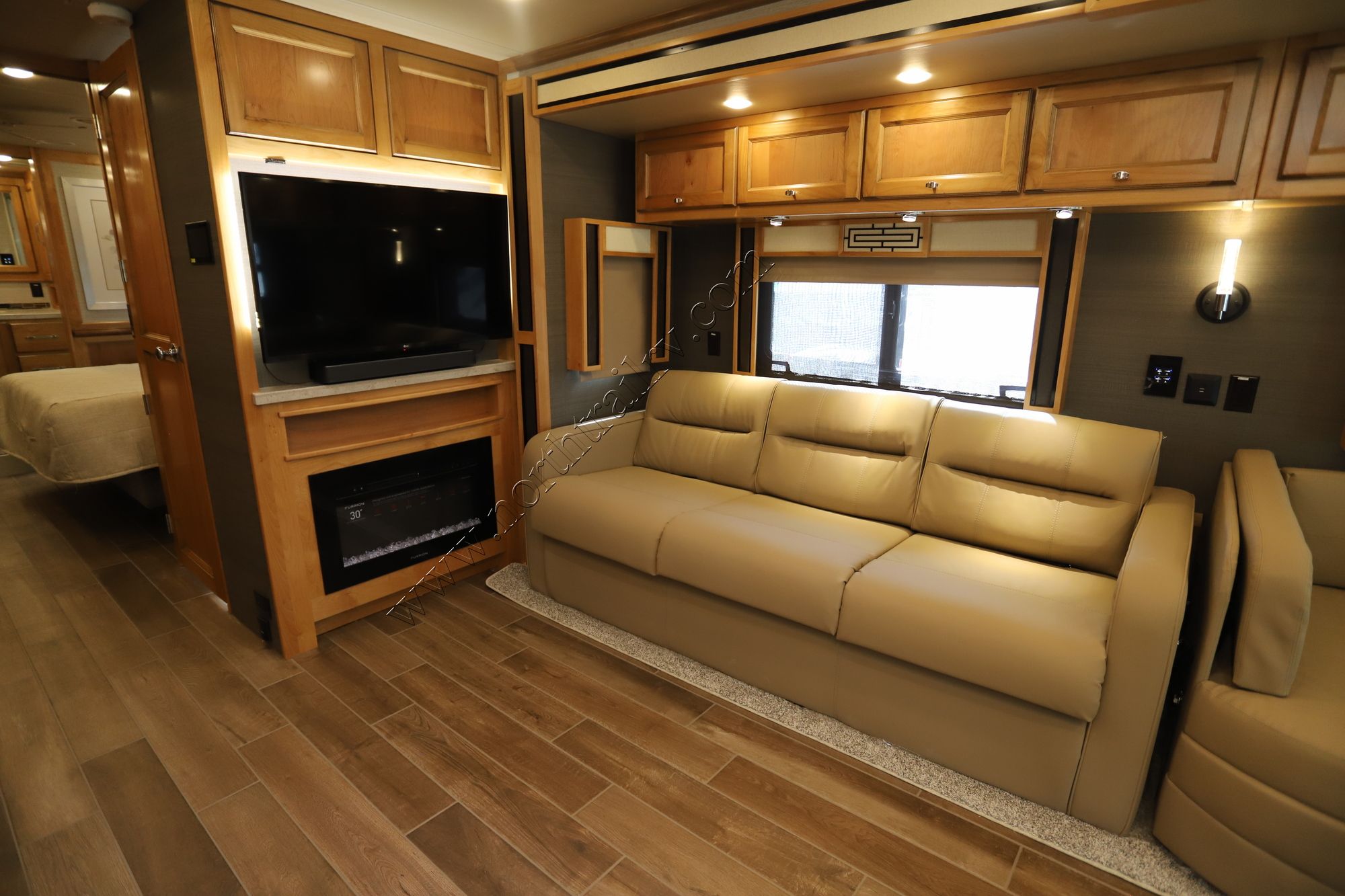 New 2021 Tiffin Motor Homes Allegro Red 38KA Class A  For Sale