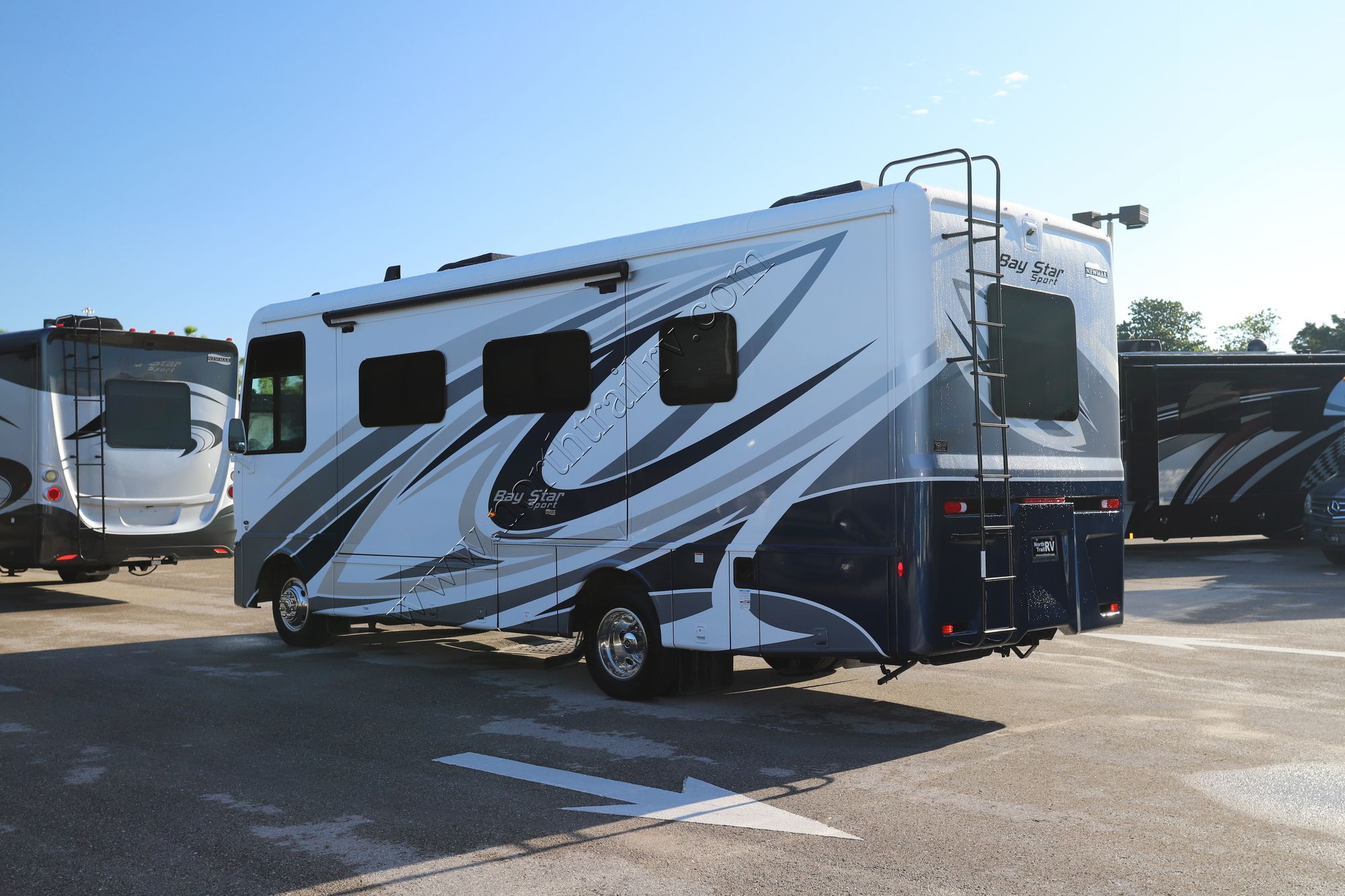 New 2022 Newmar Bay Star Sport 2702 Class A  For Sale