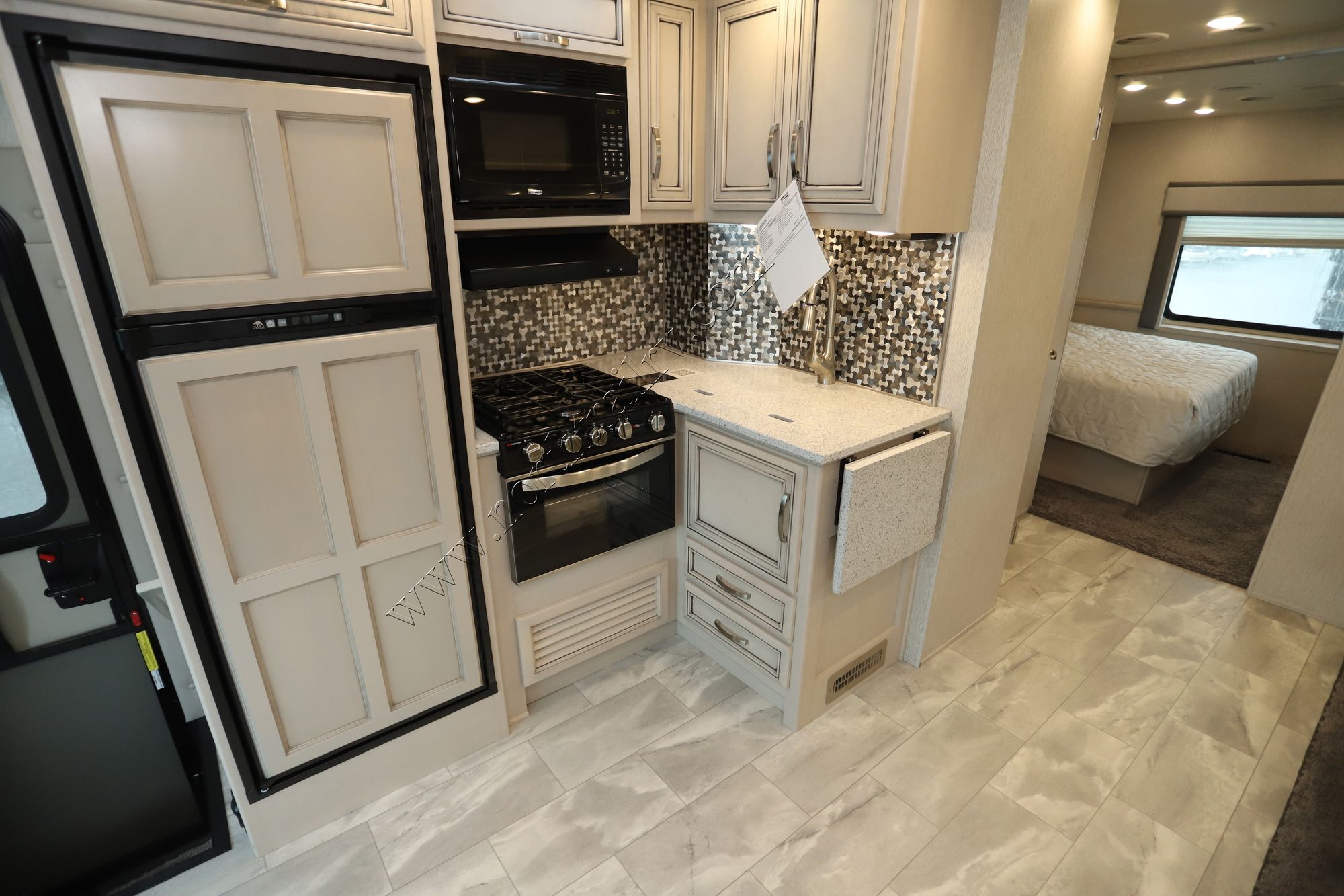 New 2022 Newmar Bay Star Sport 2702 Class A  For Sale