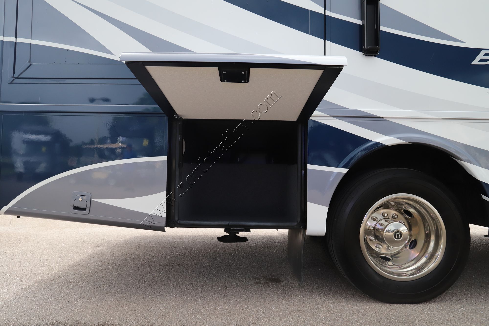 New 2022 Newmar Bay Star Sport 2702 Class A  For Sale