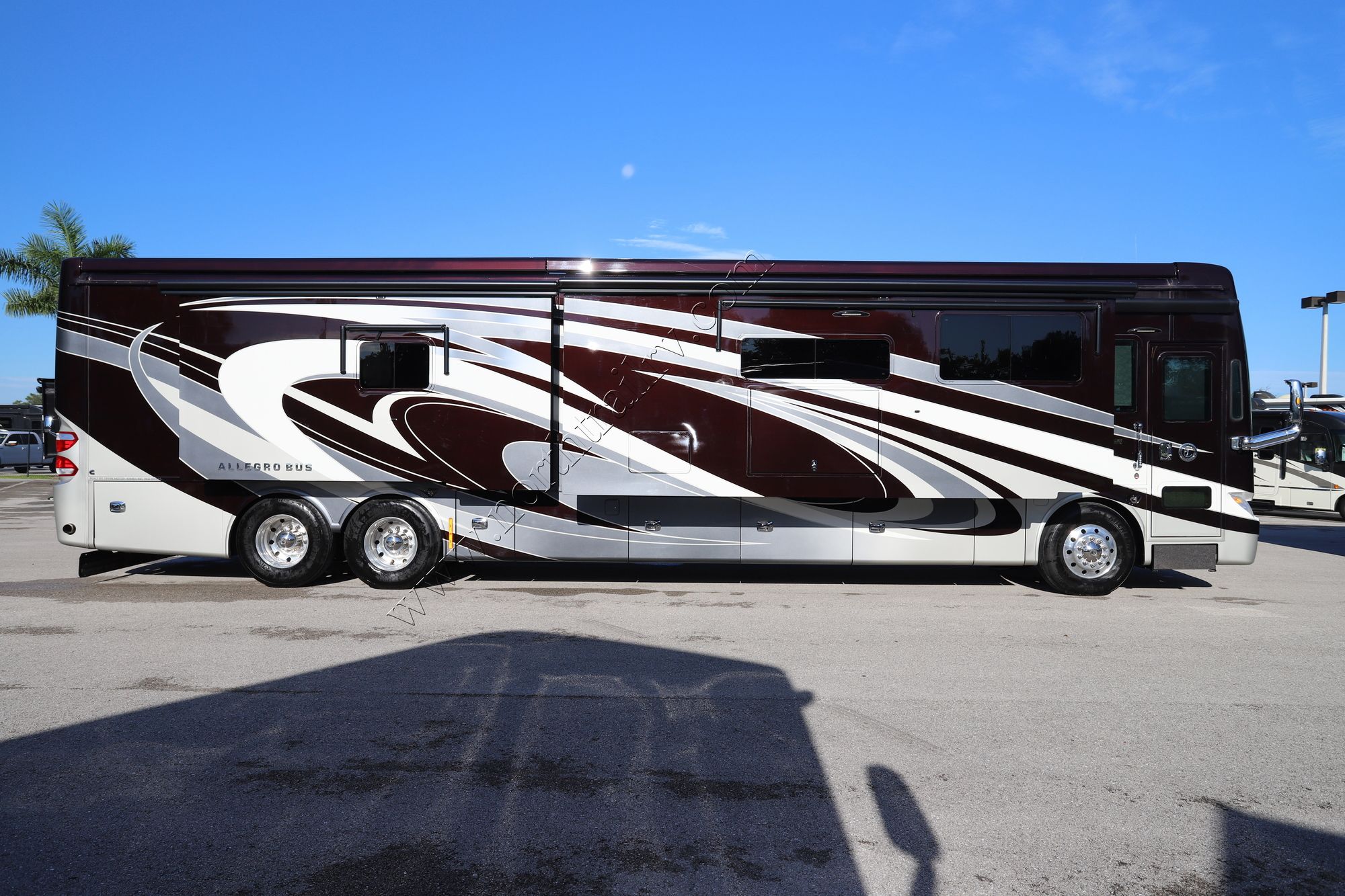 Used 2018 Tiffin Motor Homes Allegro Bus 45OPP Class A  For Sale