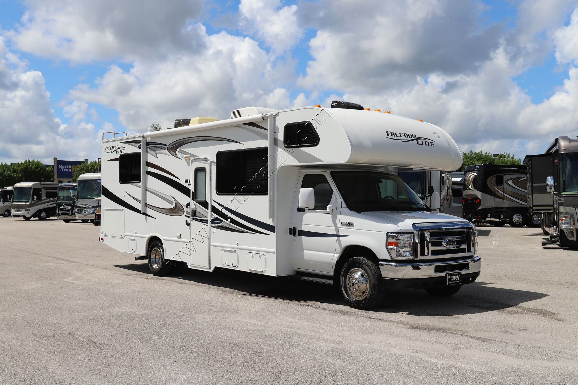 Used 2013 Thor Freedom Elite 28Z Class C  For Sale