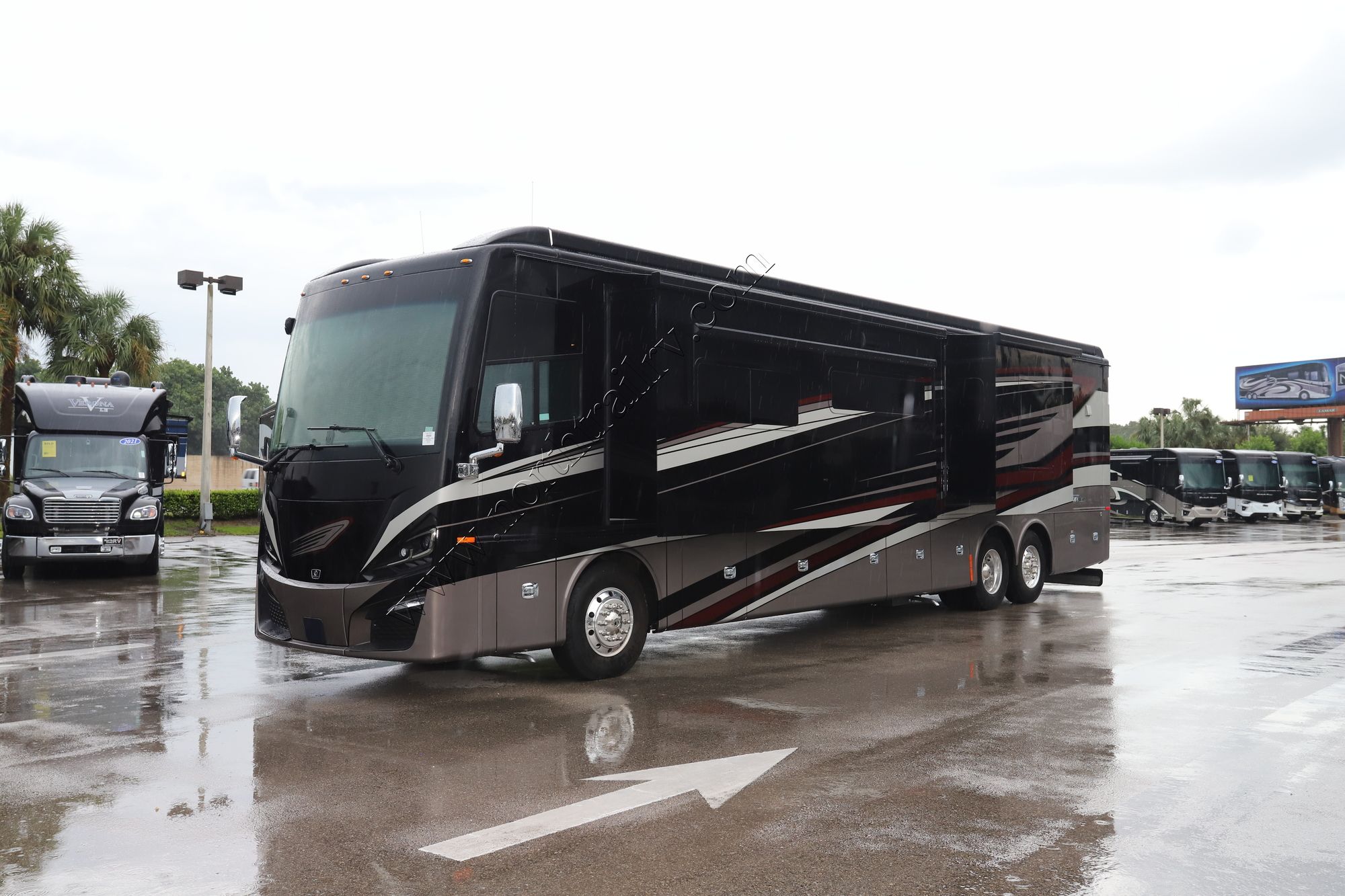 New 2022 Tiffin Motor Homes Phaeton 44 OH Class A  For Sale