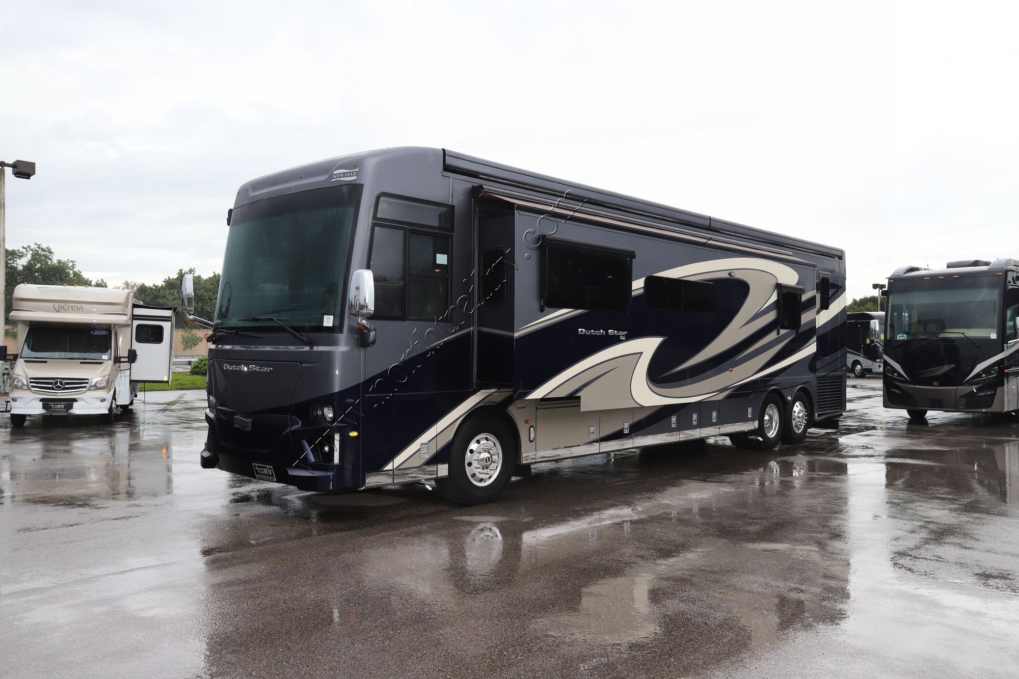 Used 2020 Newmar Dutch Star 4363 Class A  For Sale