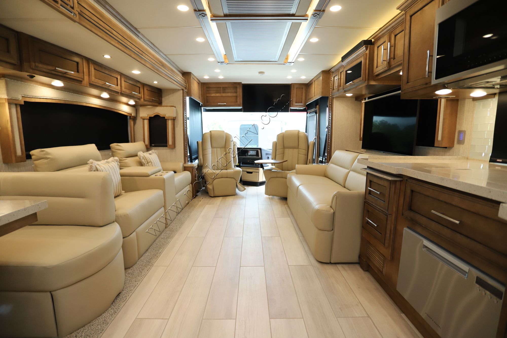 New 2022 Newmar Ventana 4369 Class A  For Sale