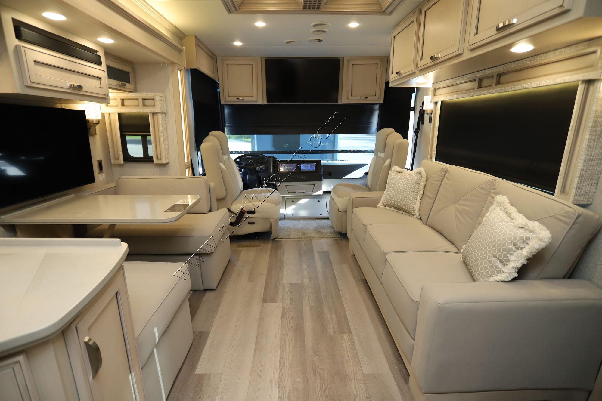 New 2022 Newmar Canyon Star 3927 Class A  For Sale