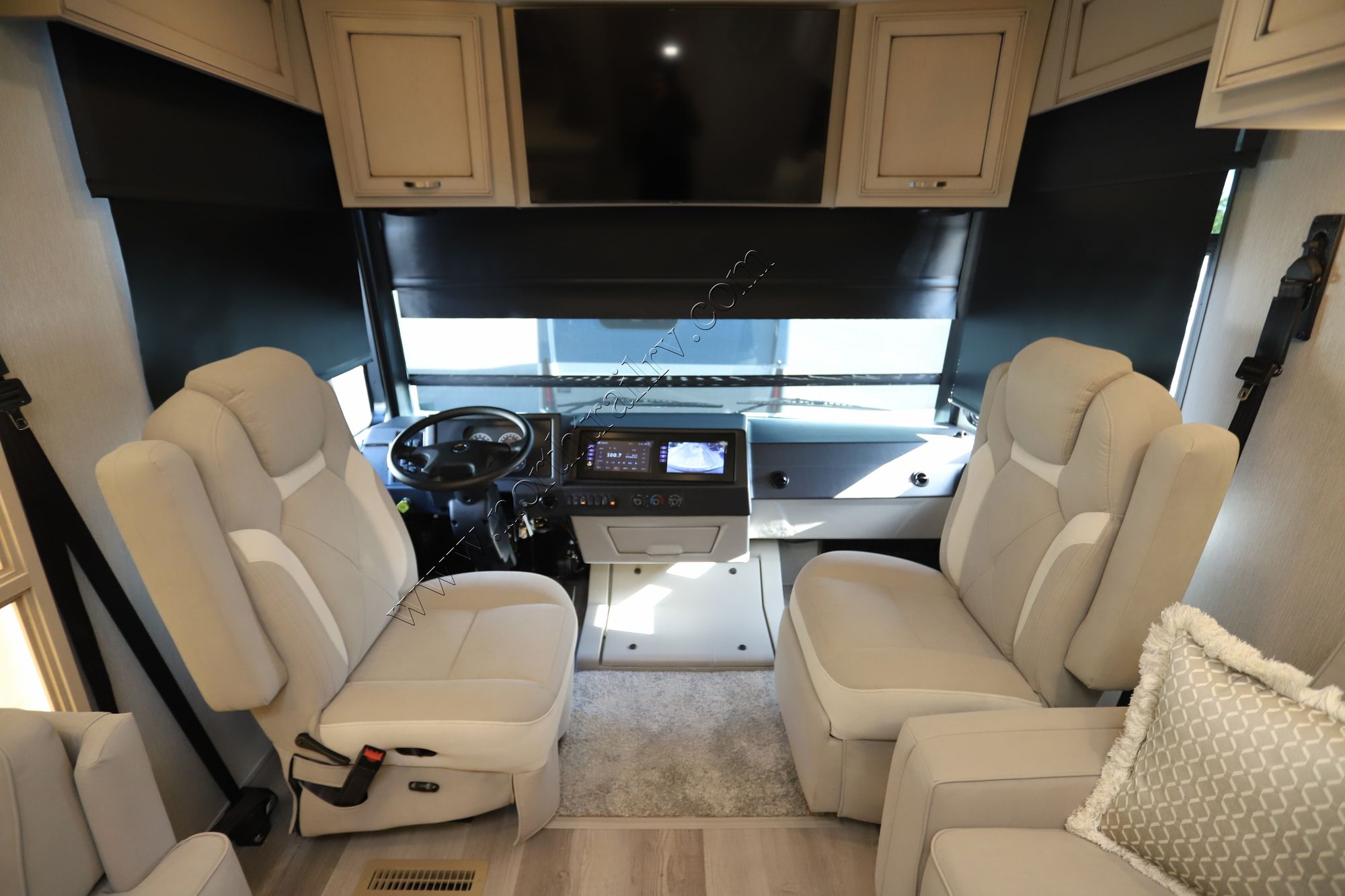 New 2022 Newmar Canyon Star 3927 Class A  For Sale