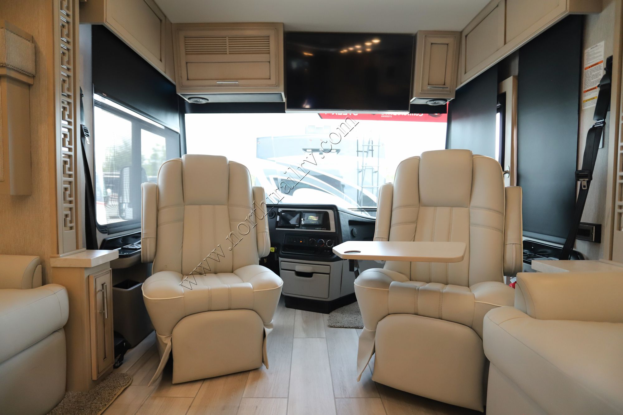 New 2022 Newmar Ventana 4326 Class A  For Sale