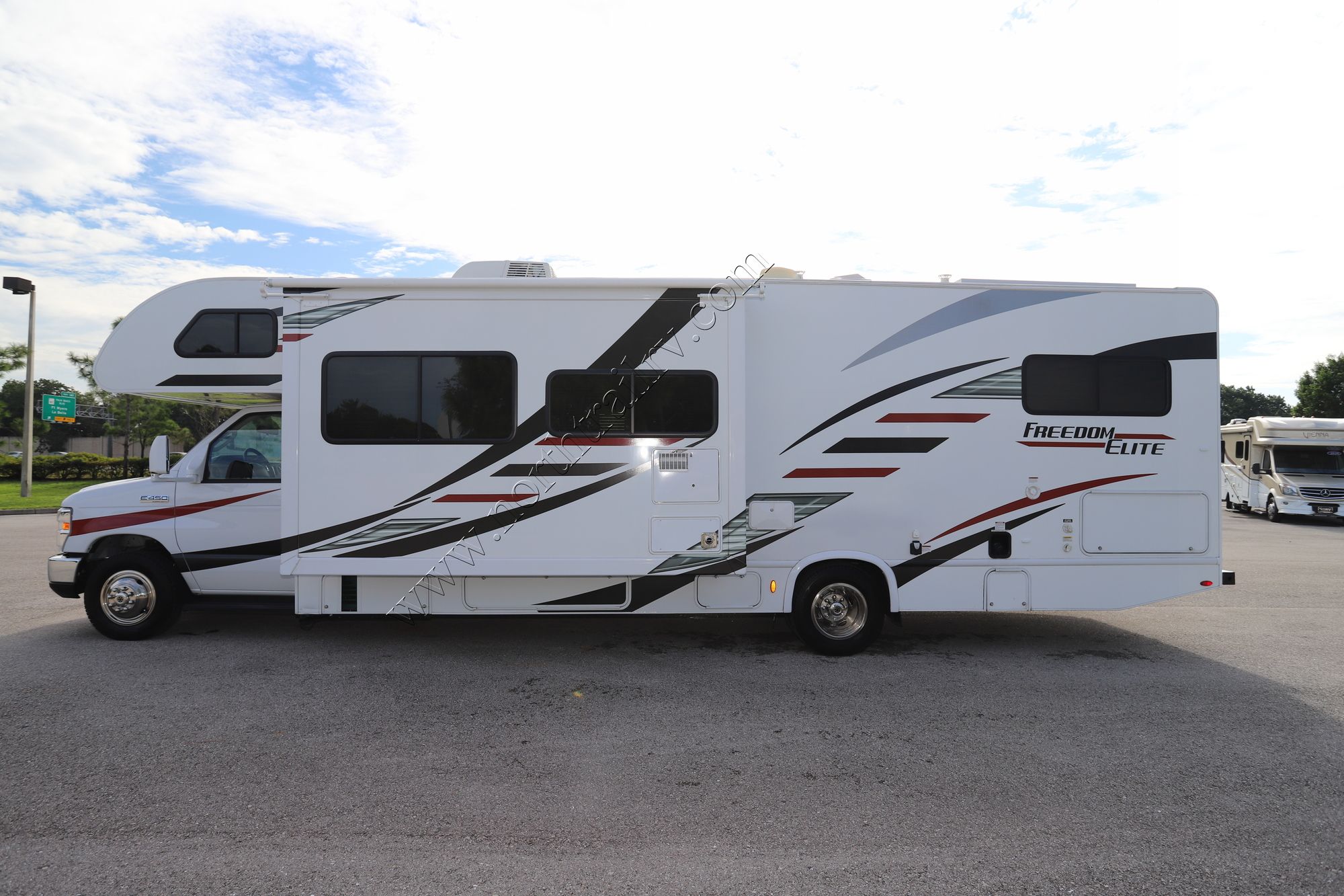 Used 2020 Thor Freedom Elite 30FE Class C  For Sale