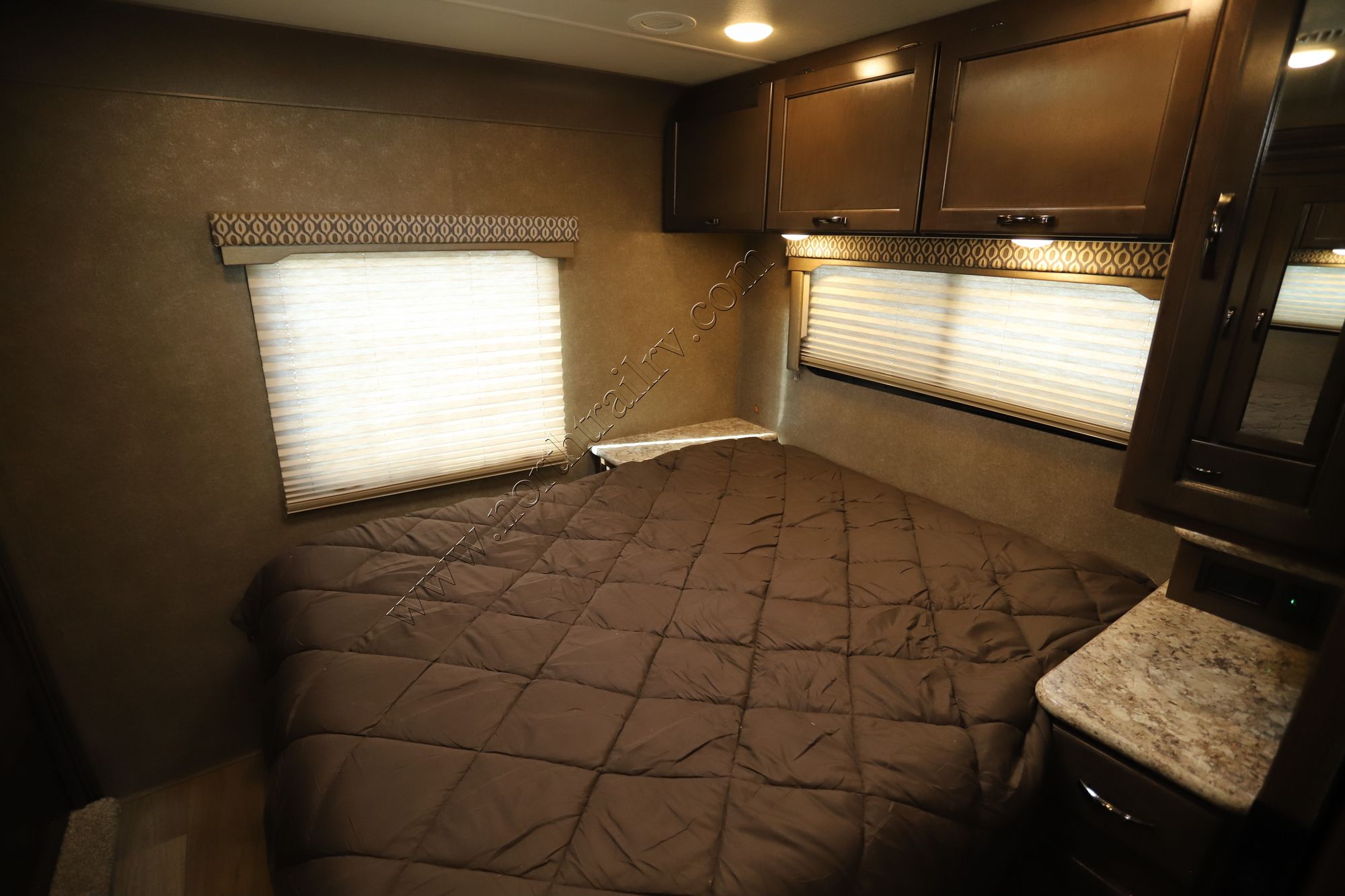 Used 2020 Thor Freedom Elite 30FE Class C  For Sale