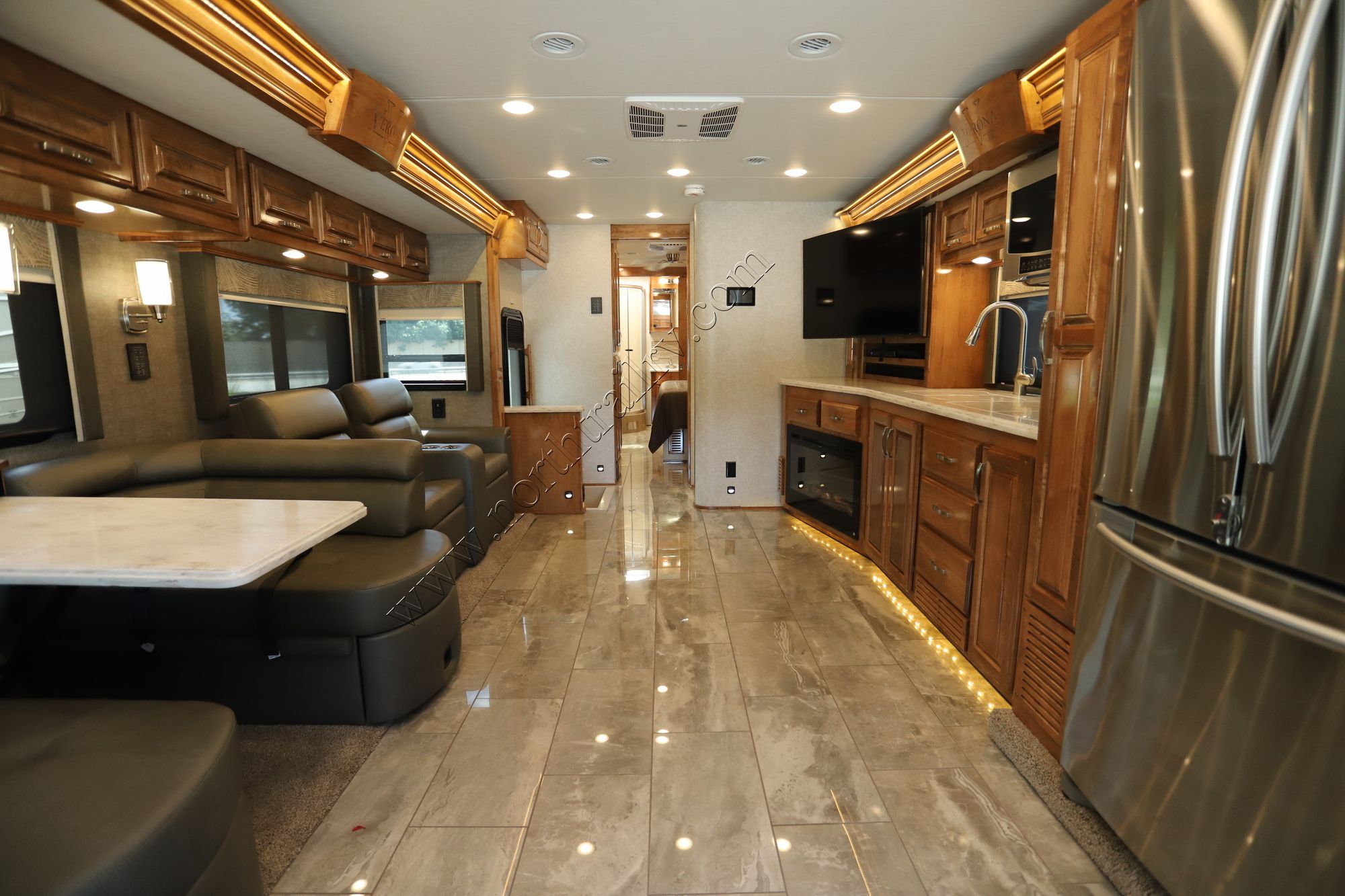 Used 2021 Renegade Rv Verona Le 40LRB Super C  For Sale