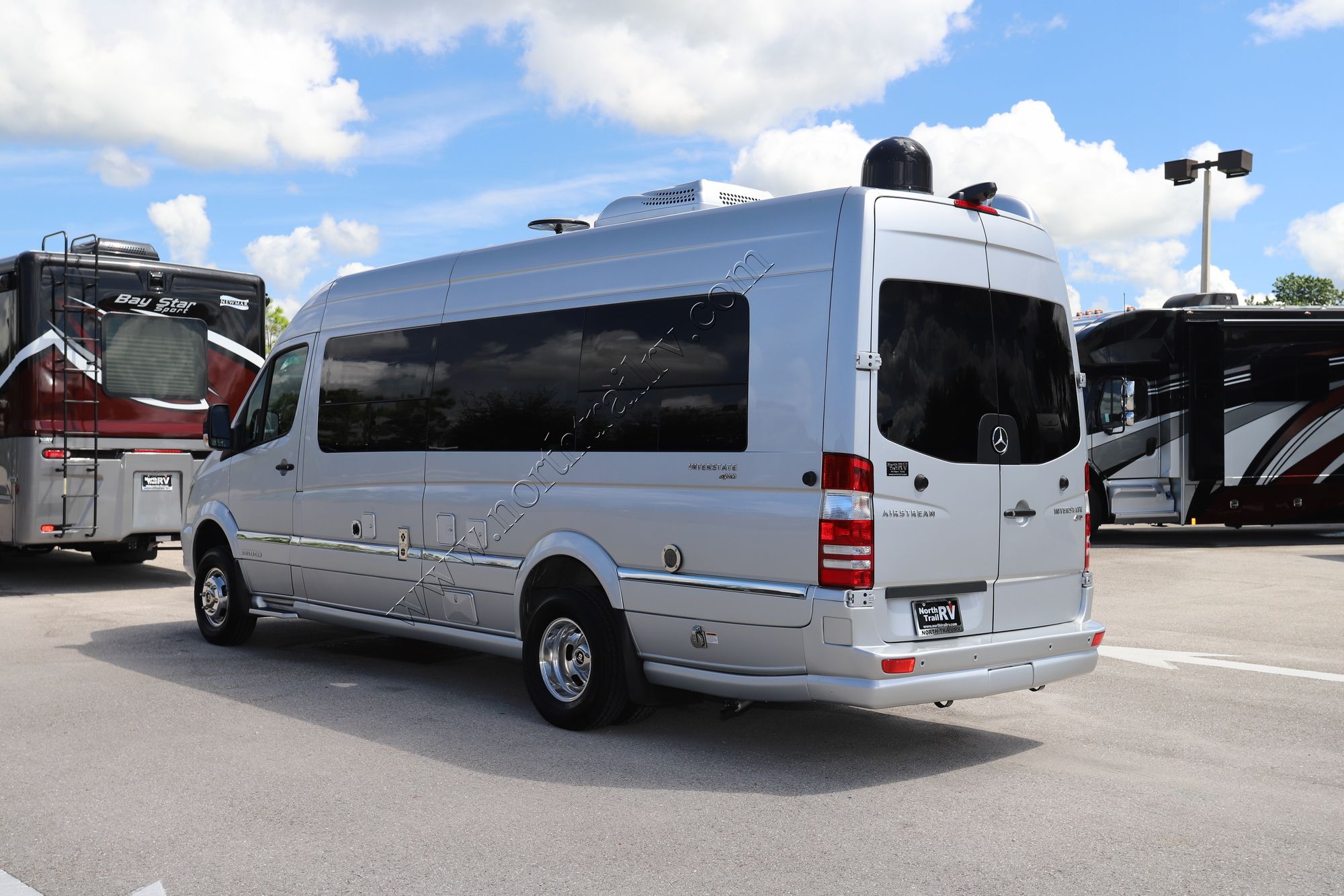 Used 2019 Airstream Interstate LOUNGE EXT4X4 Class B  For Sale