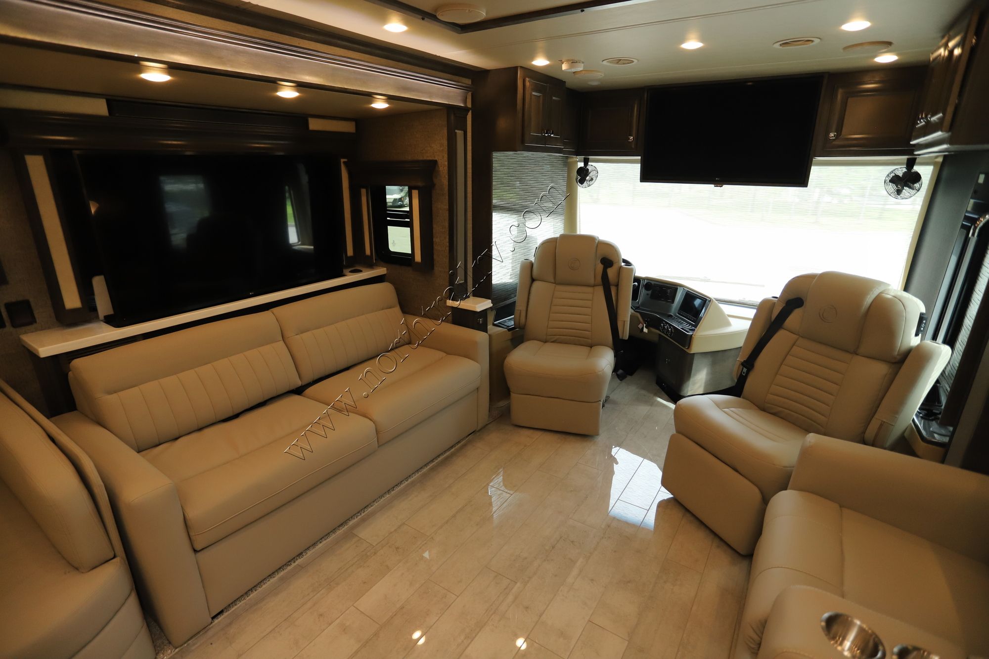 New 2022 Tiffin Motor Homes Phaeton 40QBH Class A  For Sale