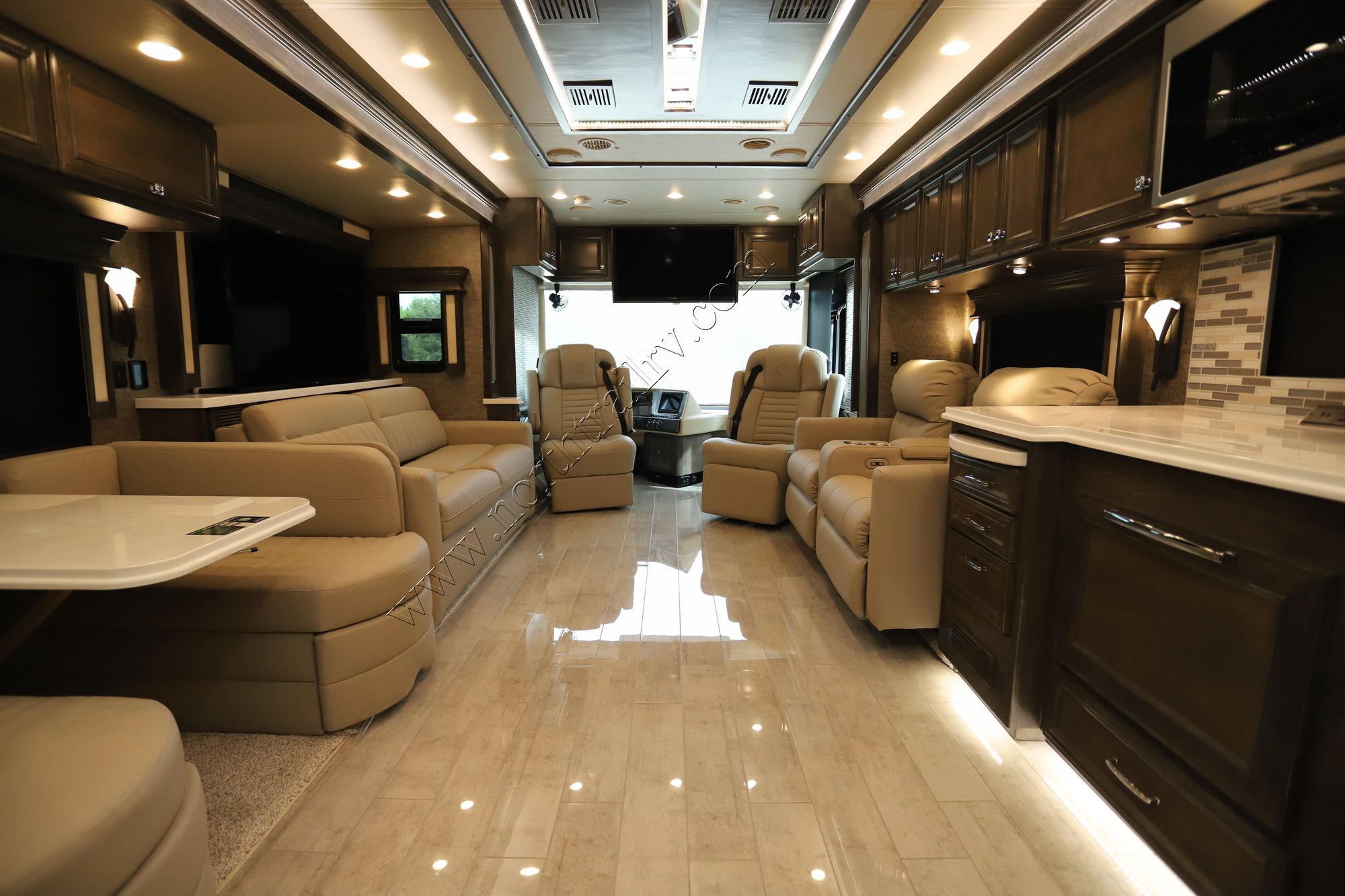 New 2022 Tiffin Motor Homes Phaeton 40QBH Class A  For Sale