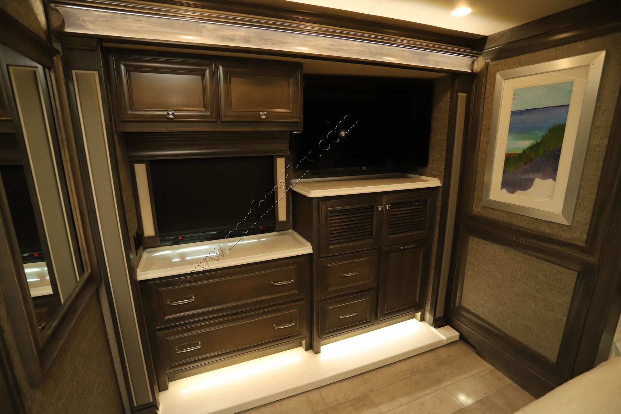 New 2022 Tiffin Motor Homes Phaeton 40QBH Class A  For Sale