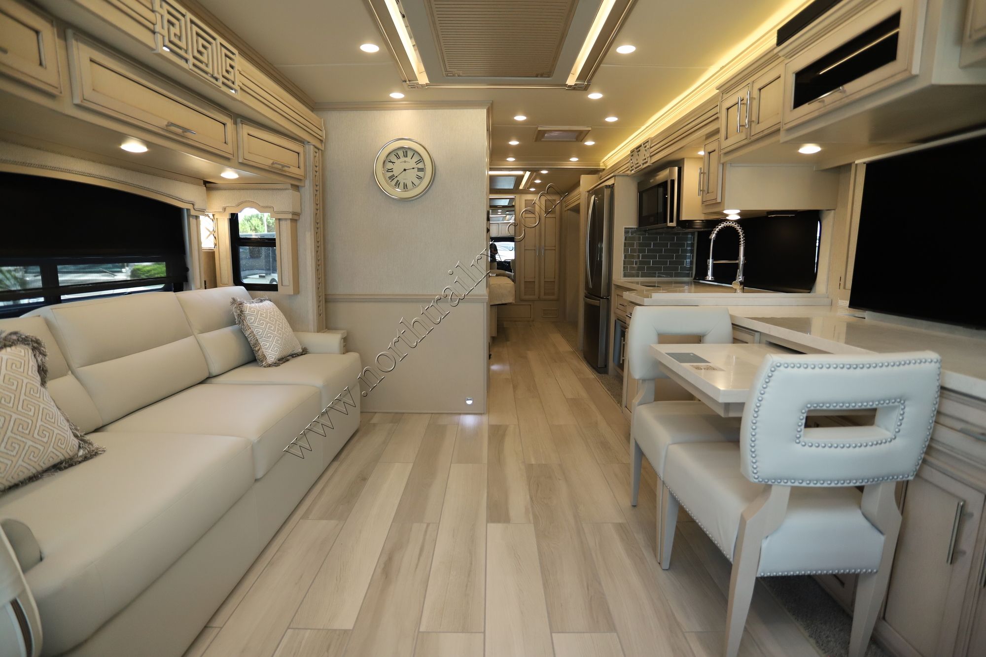 New 2022 Newmar Ventana 3407 Class A  For Sale