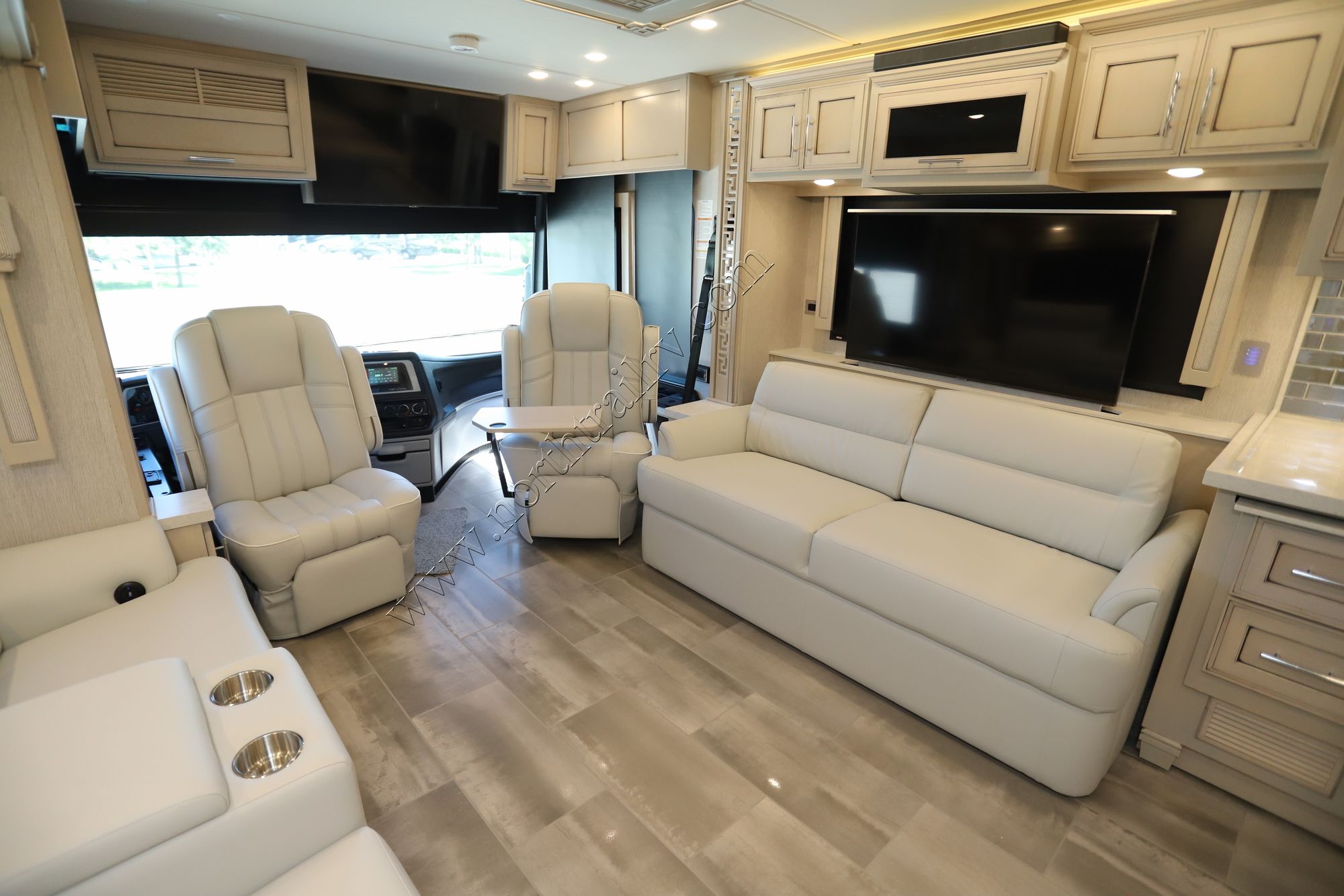 New 2022 Newmar Ventana 4369 Class A  For Sale