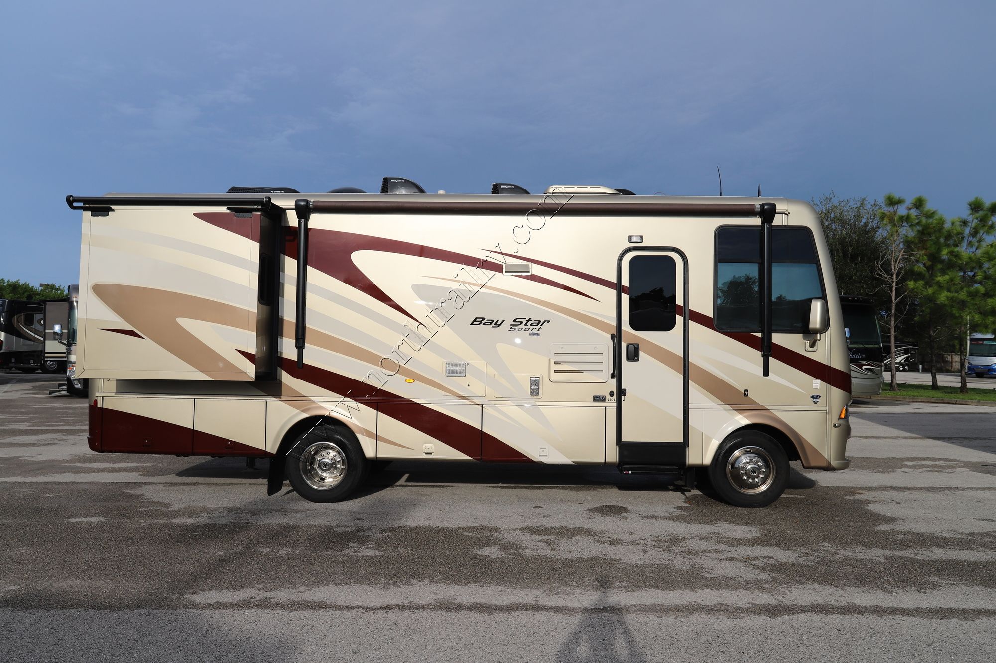 Used 2021 Newmar Bay Star Sport 2702 Class A  For Sale