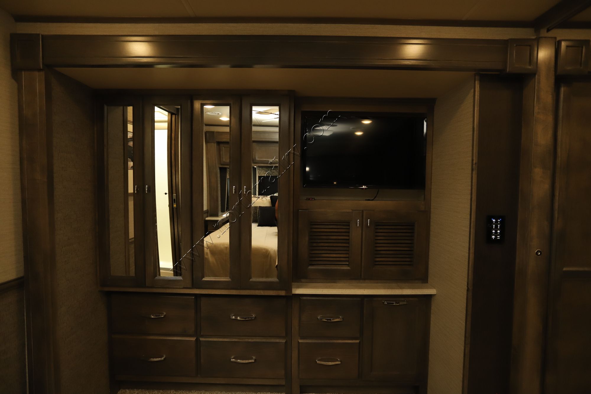 New 2022 Tiffin Motor Homes Allegro 36UA Class A  For Sale