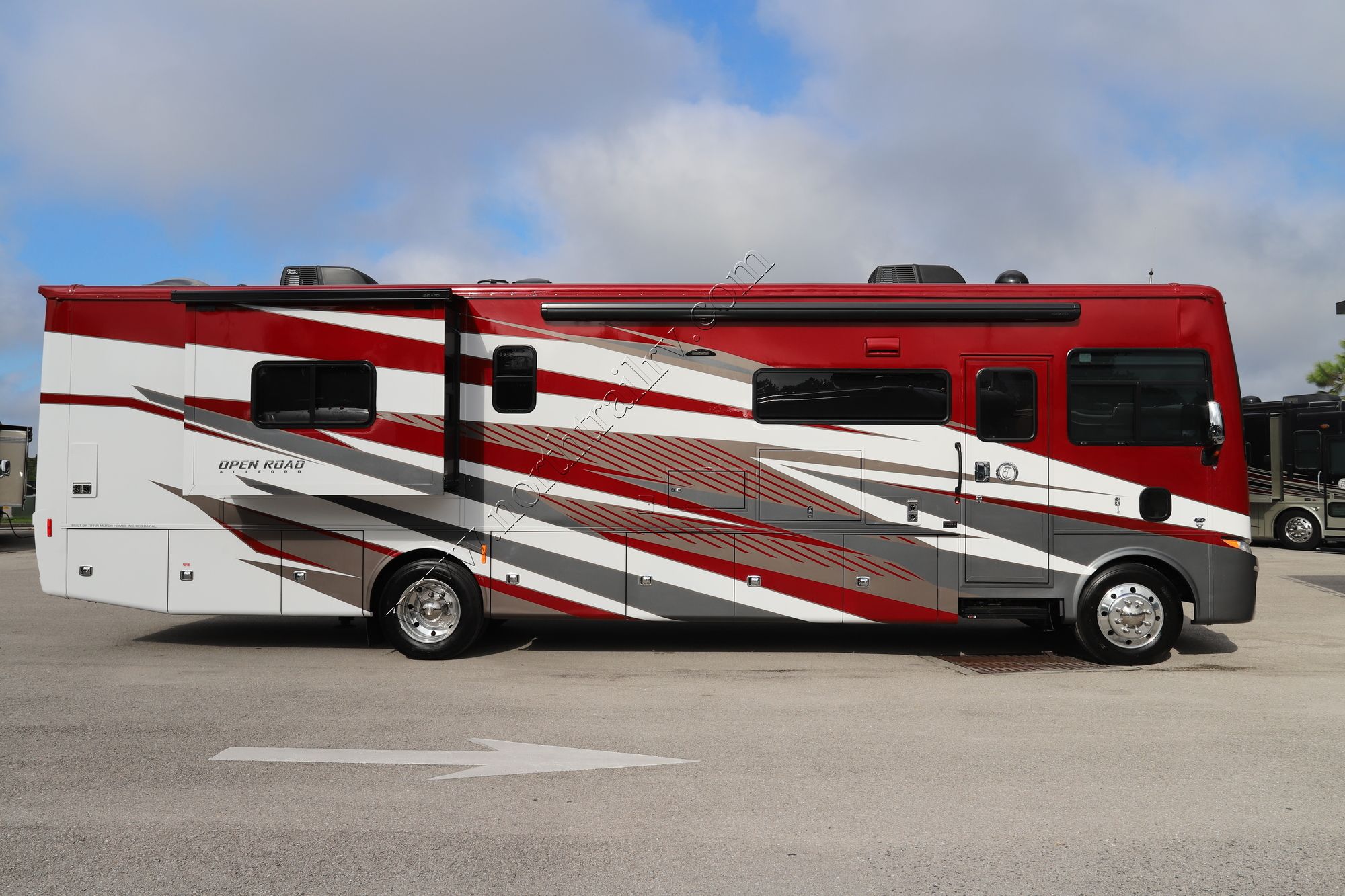 New 2022 Tiffin Motor Homes Allegro 36UA Class A  For Sale