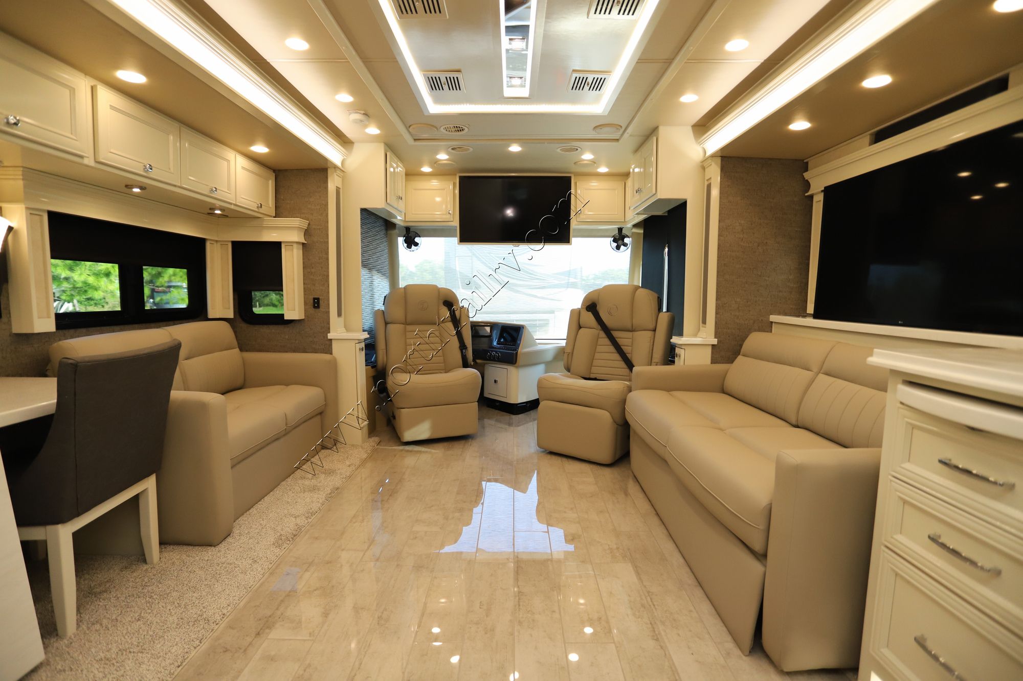 New 2022 Tiffin Motor Homes Phaeton 36SH Class A  For Sale