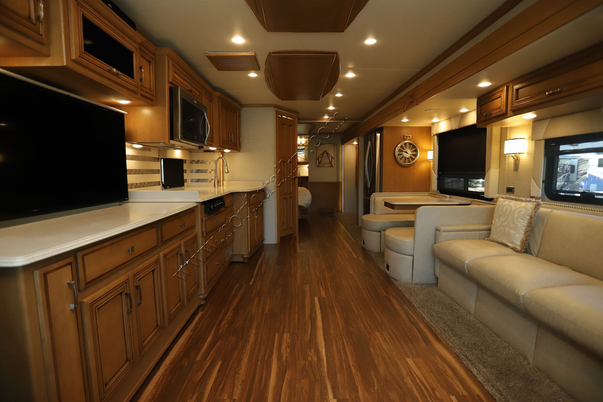 Used 2018 Newmar Ventana Le 3709 Class A  For Sale