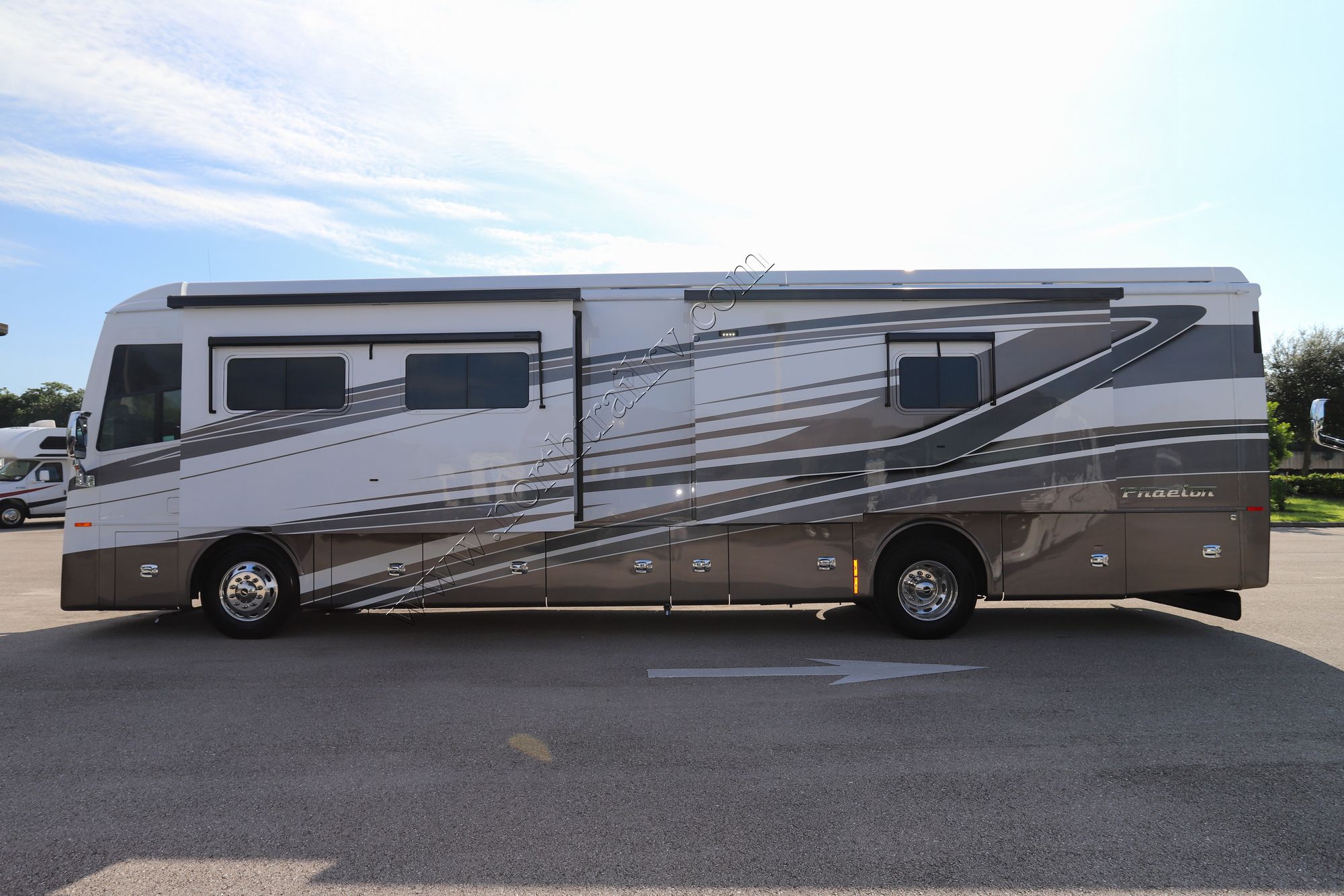 New 2022 Tiffin Motor Homes Phaeton 40AH Class A  For Sale