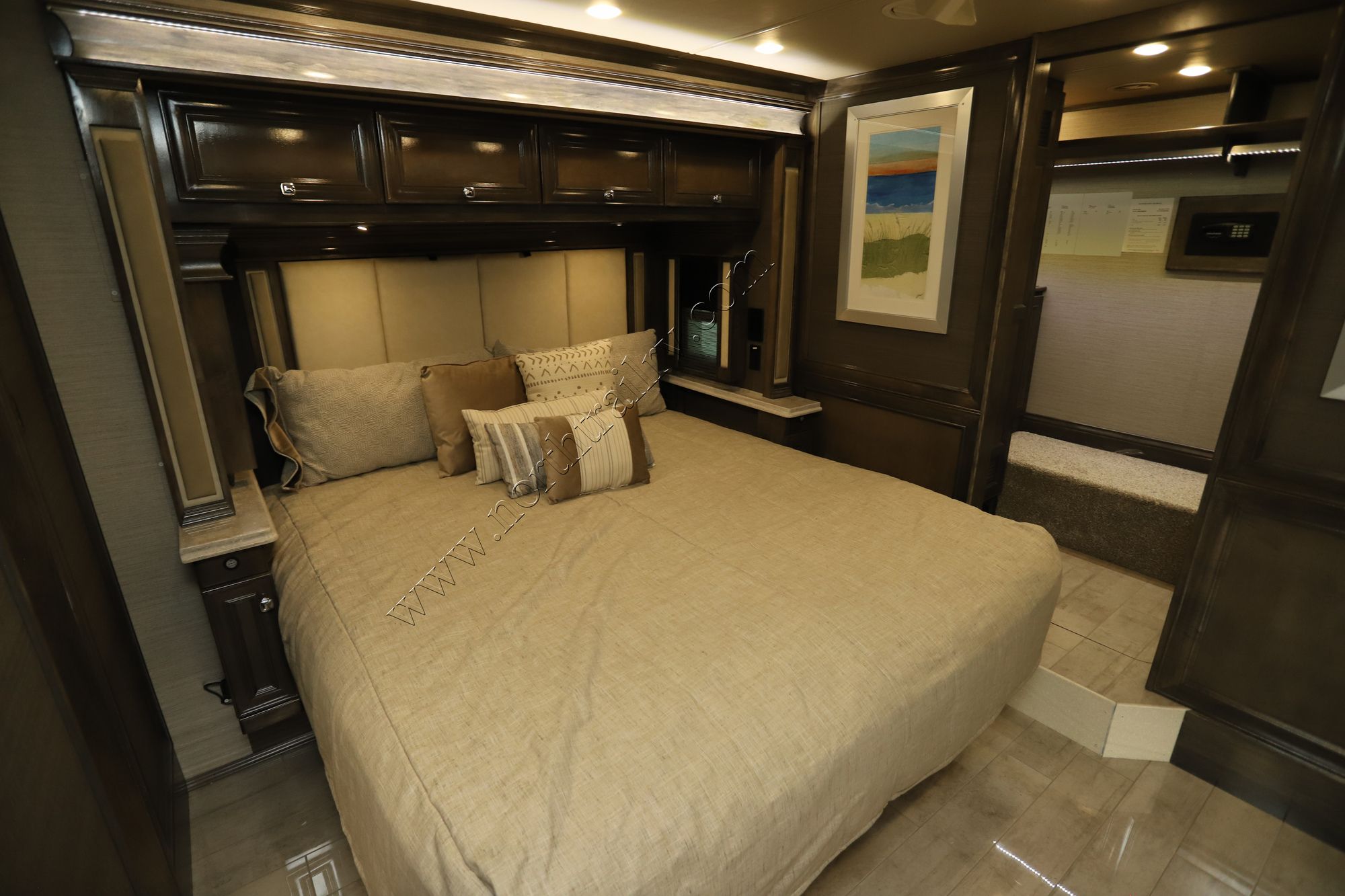 New 2022 Tiffin Motor Homes Phaeton 40AH Class A  For Sale