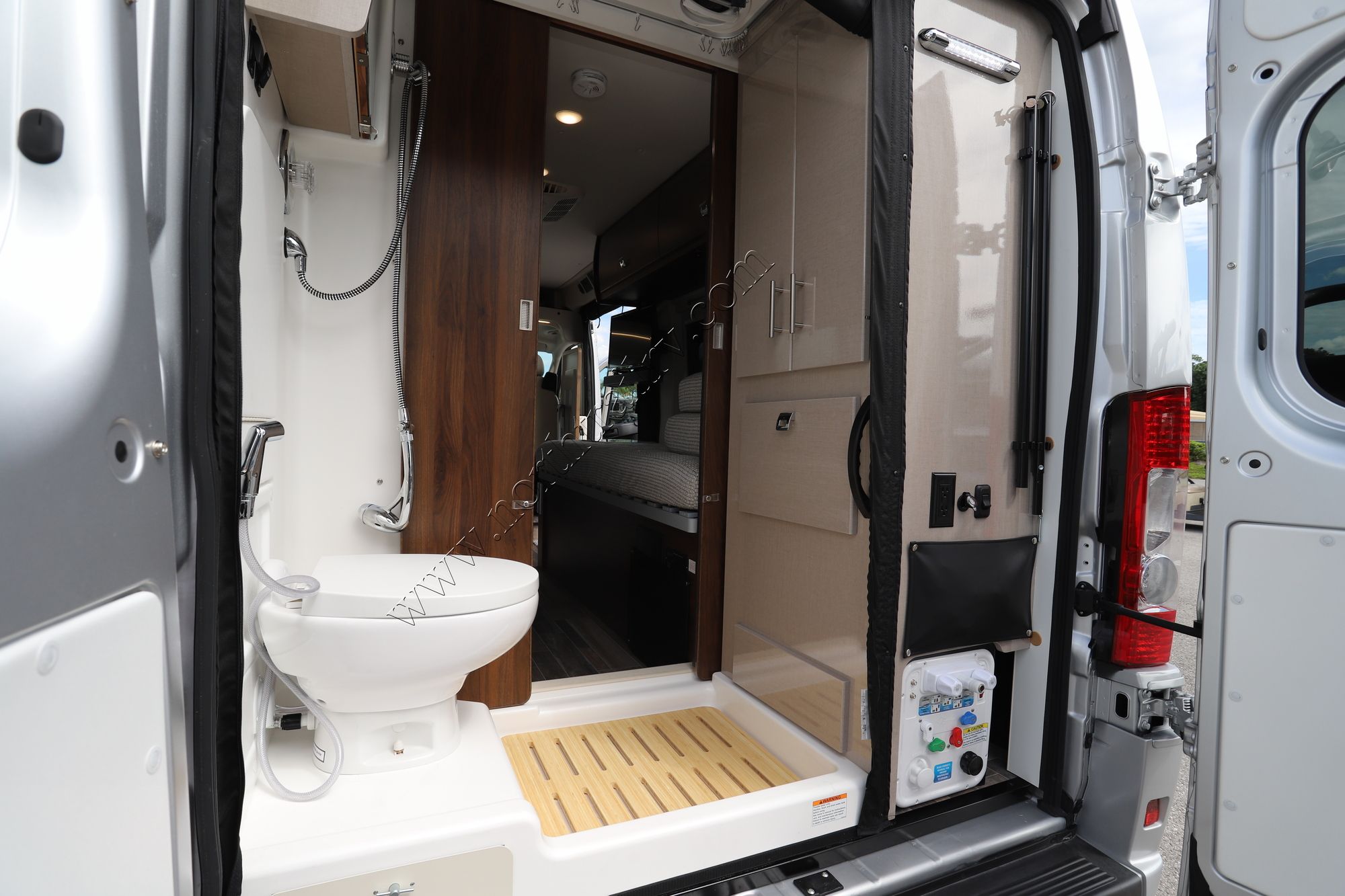 New 2022 Winnebago Travato 259KL Class B  For Sale