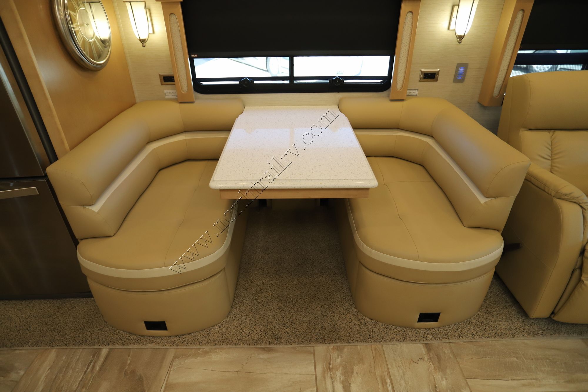 Used 2019 Newmar Ventana 4369 Class A  For Sale