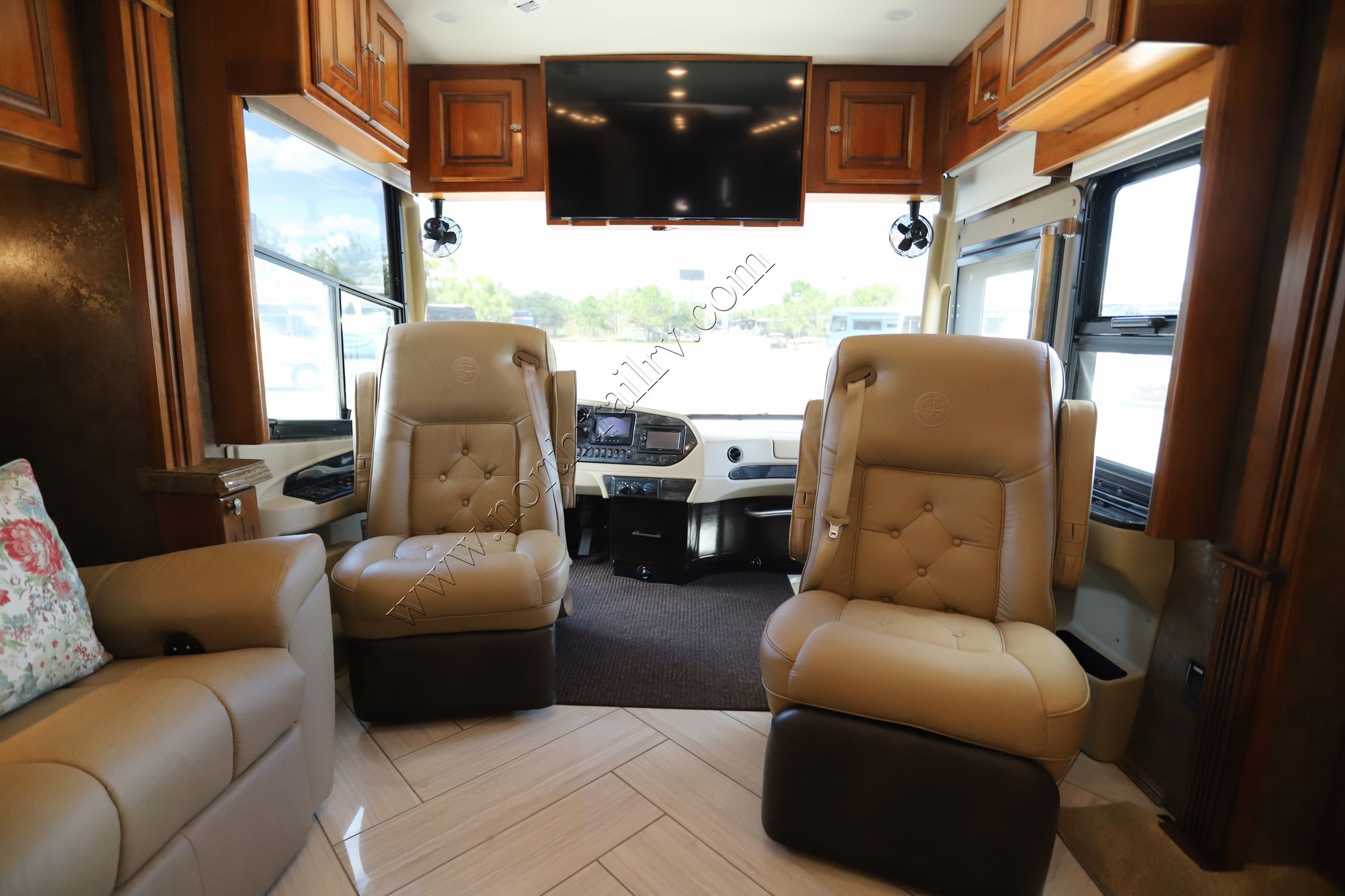 Used 2014 Tiffin Motor Homes Allegro Bus 45LP Class A  For Sale