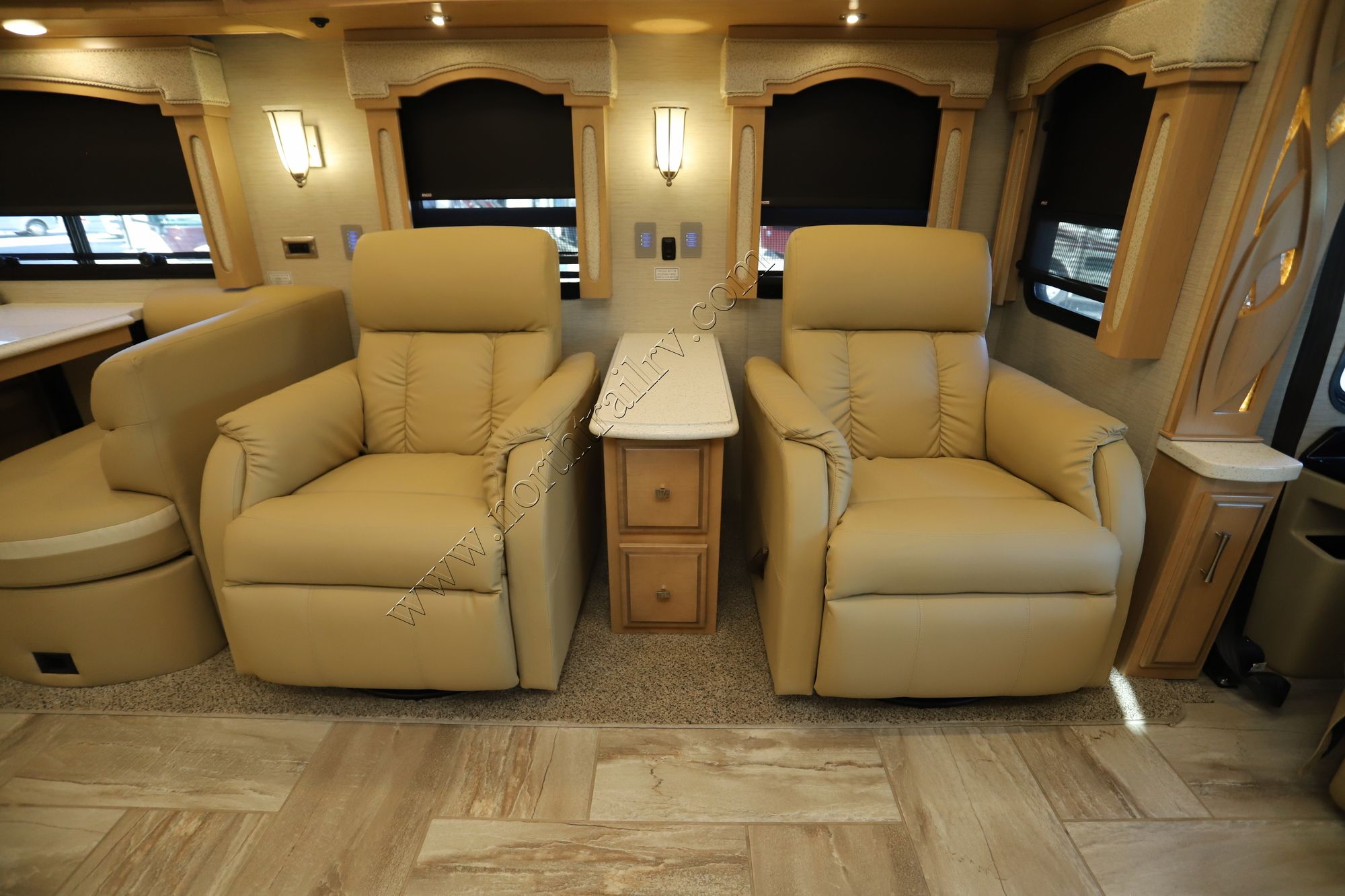 Used 2019 Newmar Ventana 4369 Class A  For Sale