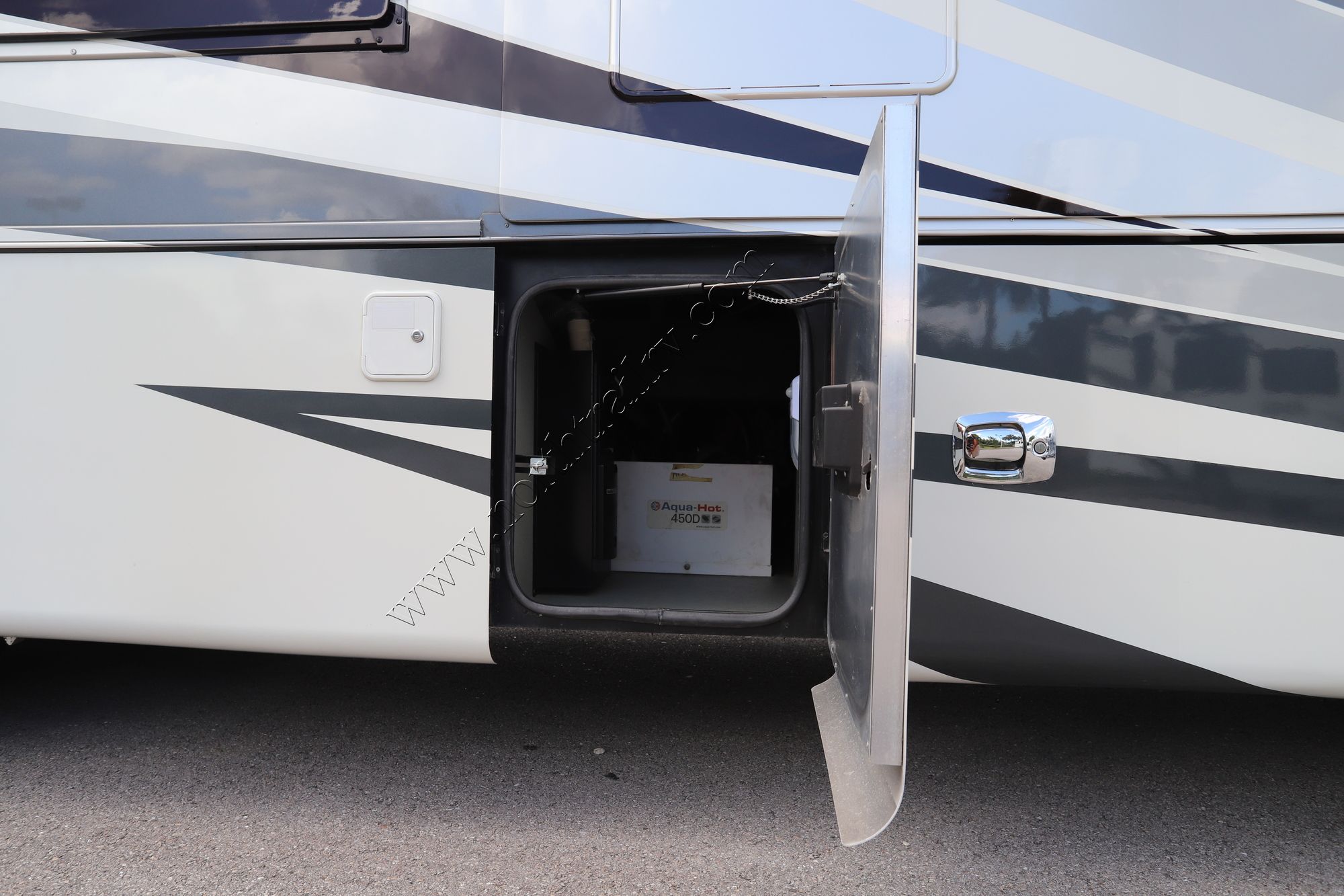 Used 2014 Tiffin Motor Homes Allegro Bus 45LP Class A  For Sale