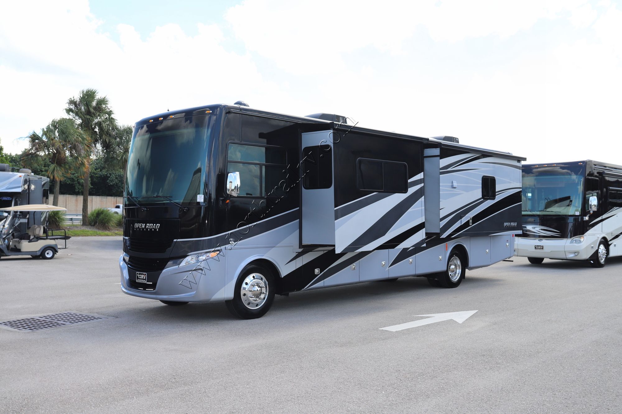 New 2022 Tiffin Motor Homes Allegro 34PA Class A  For Sale