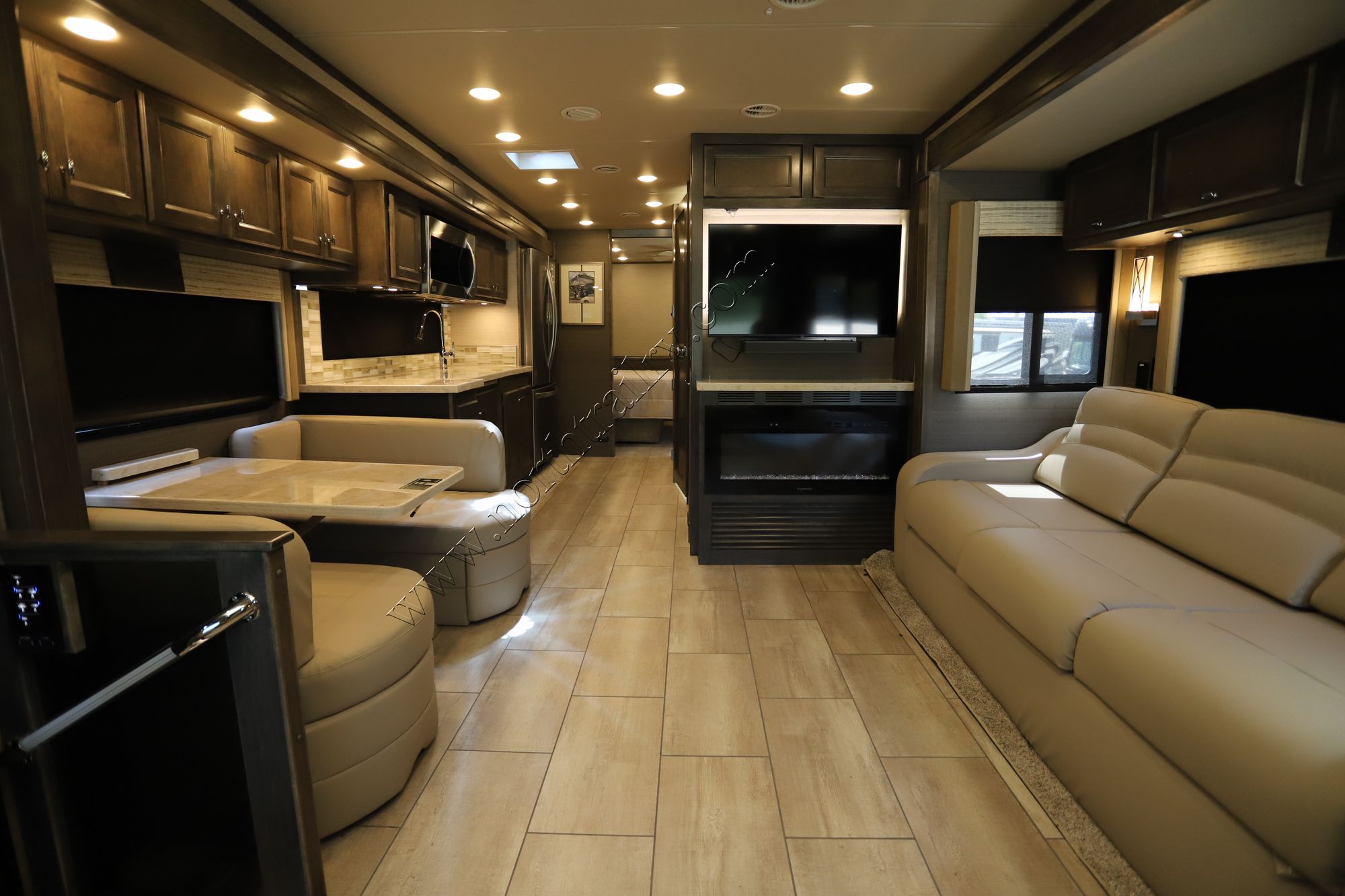 New 2022 Tiffin Motor Homes Allegro 34PA Class A  For Sale