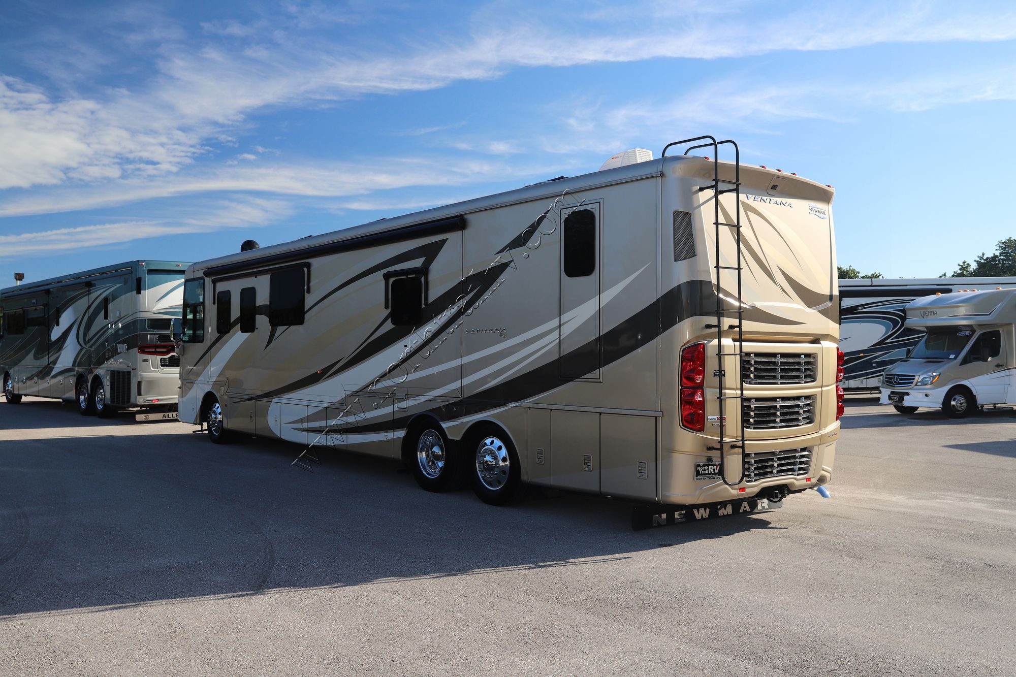 Used 2019 Newmar Ventana 4369 Class A  For Sale