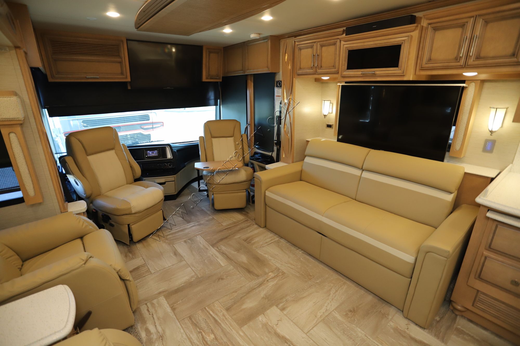 Used 2019 Newmar Ventana 4369 Class A  For Sale