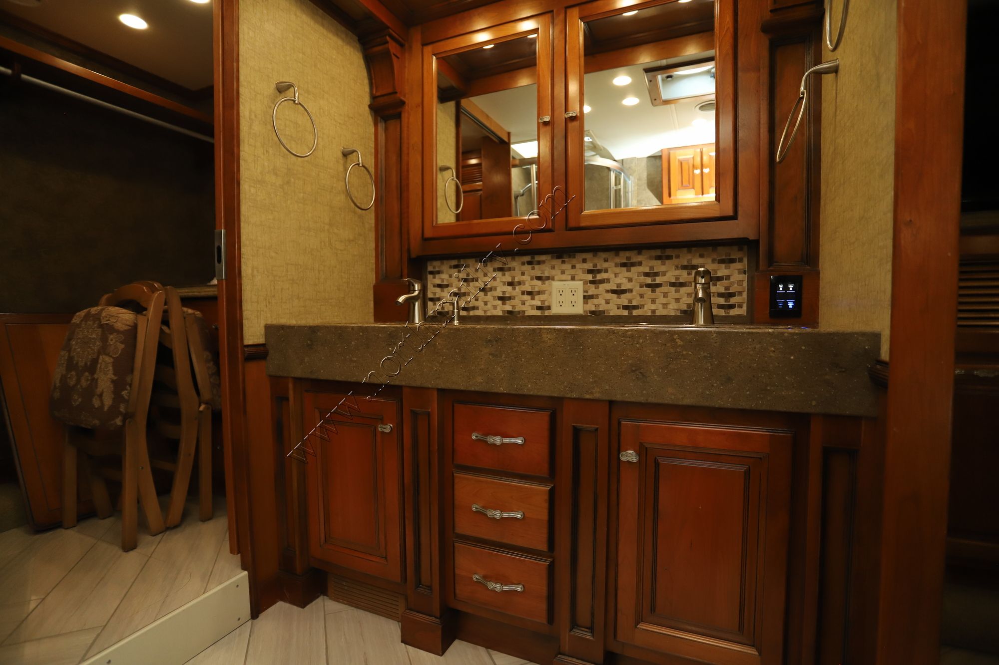 Used 2014 Tiffin Motor Homes Allegro Bus 45LP Class A  For Sale