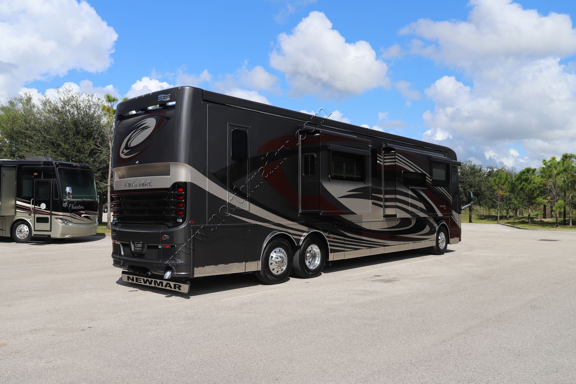 Used 2020 Newmar King Aire 4531 Class A  For Sale