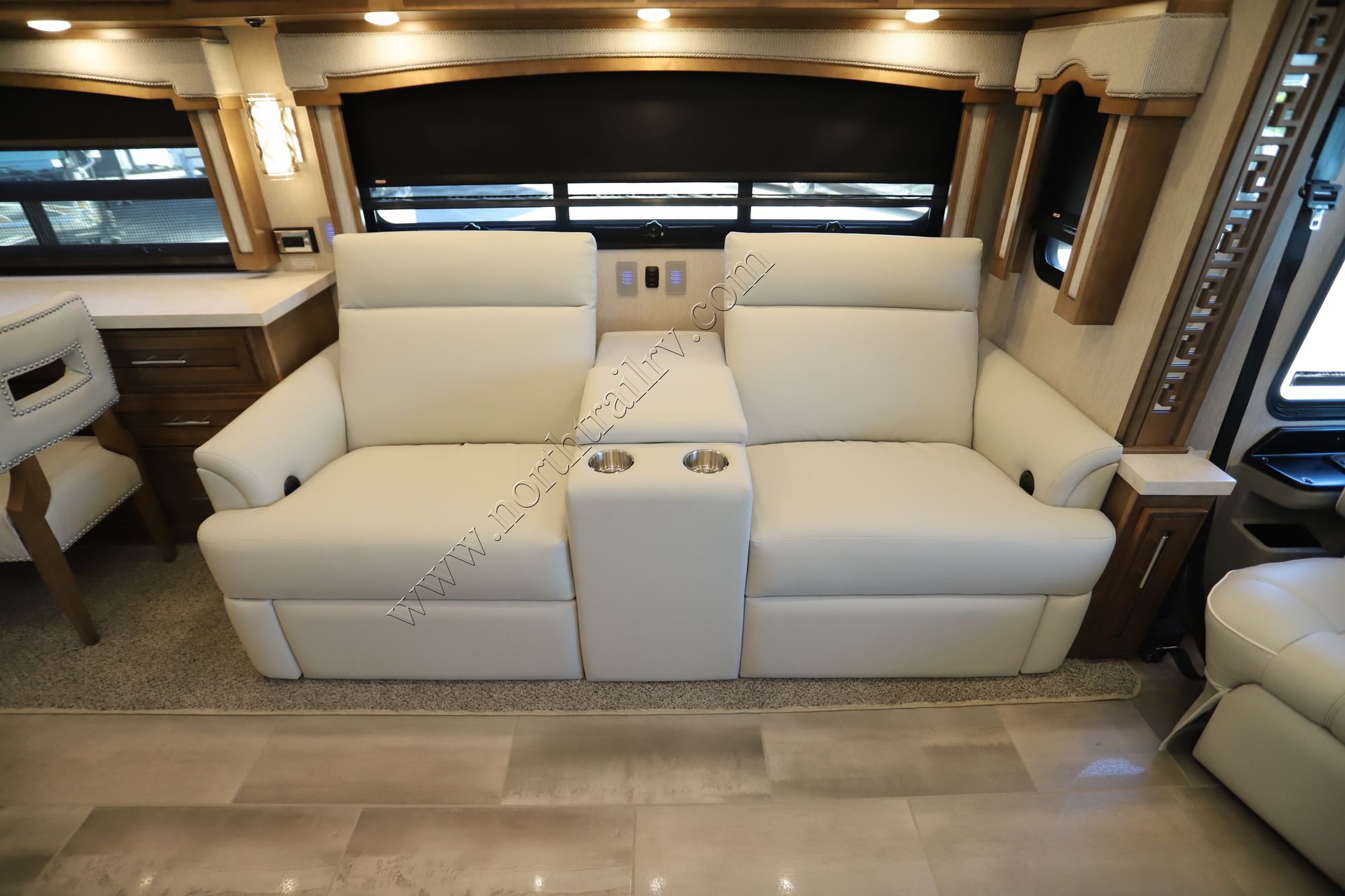 New 2022 Newmar Ventana 4369 Class A  For Sale